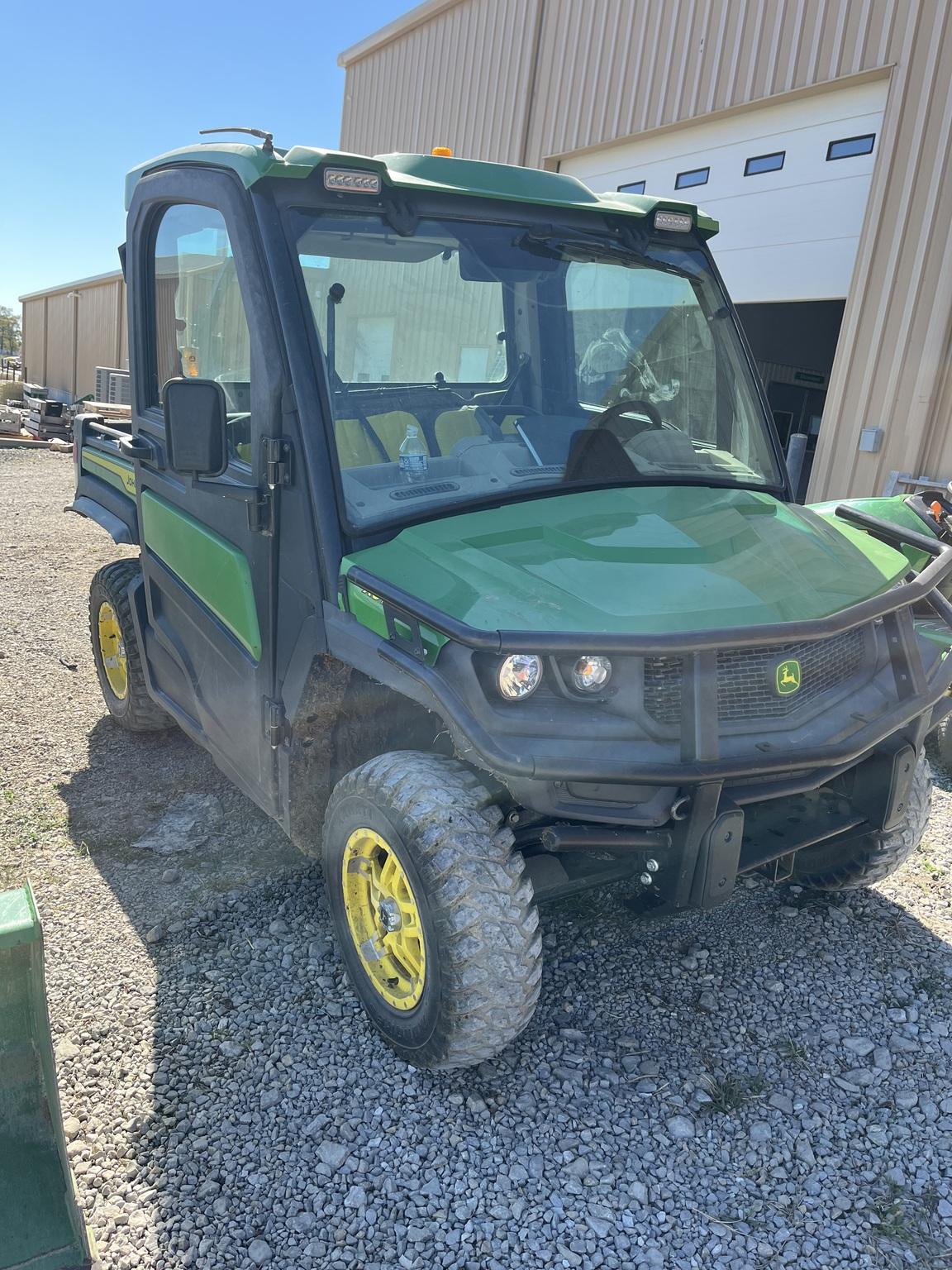 2021 John Deere XUV 835R