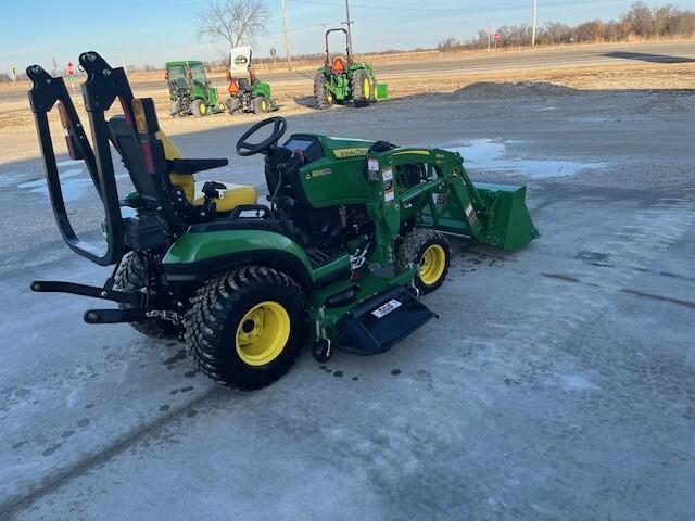 2023 John Deere 1025R Image