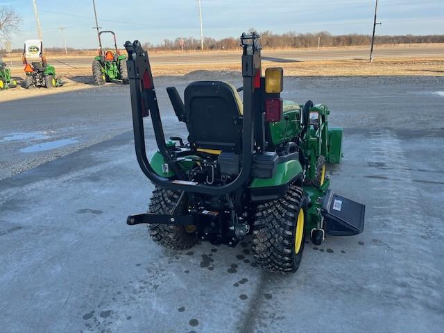 2023 John Deere 1025R Image