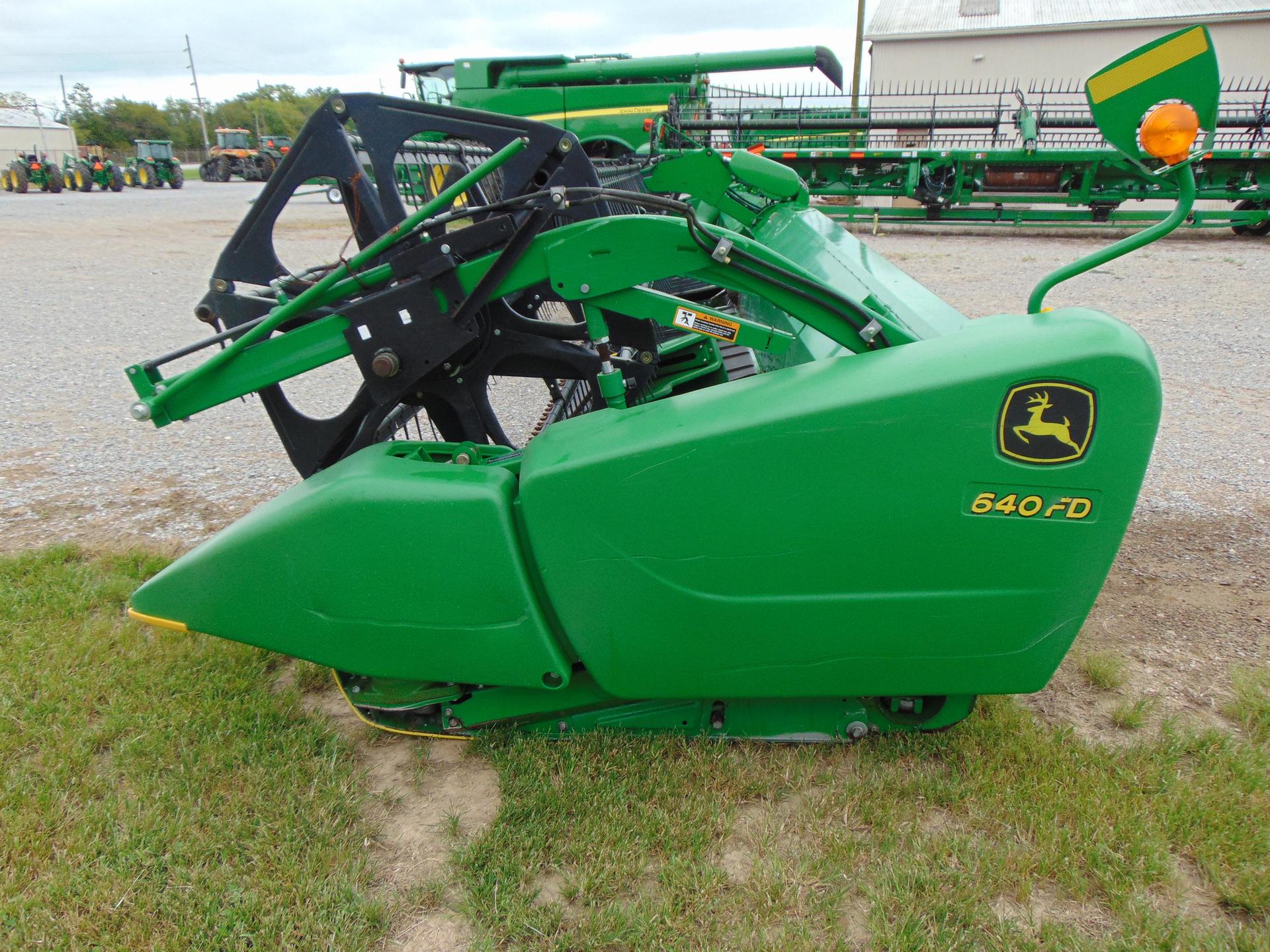 2013 John Deere 640FD