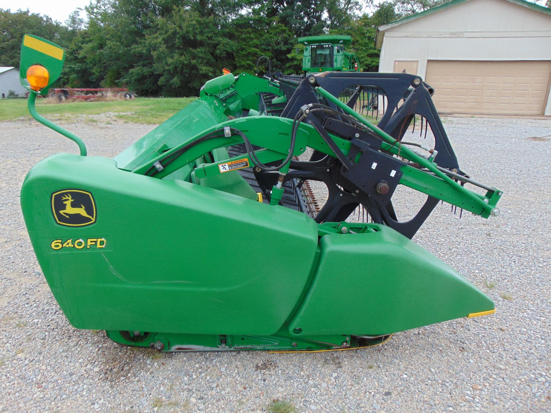 2013 John Deere 640FD