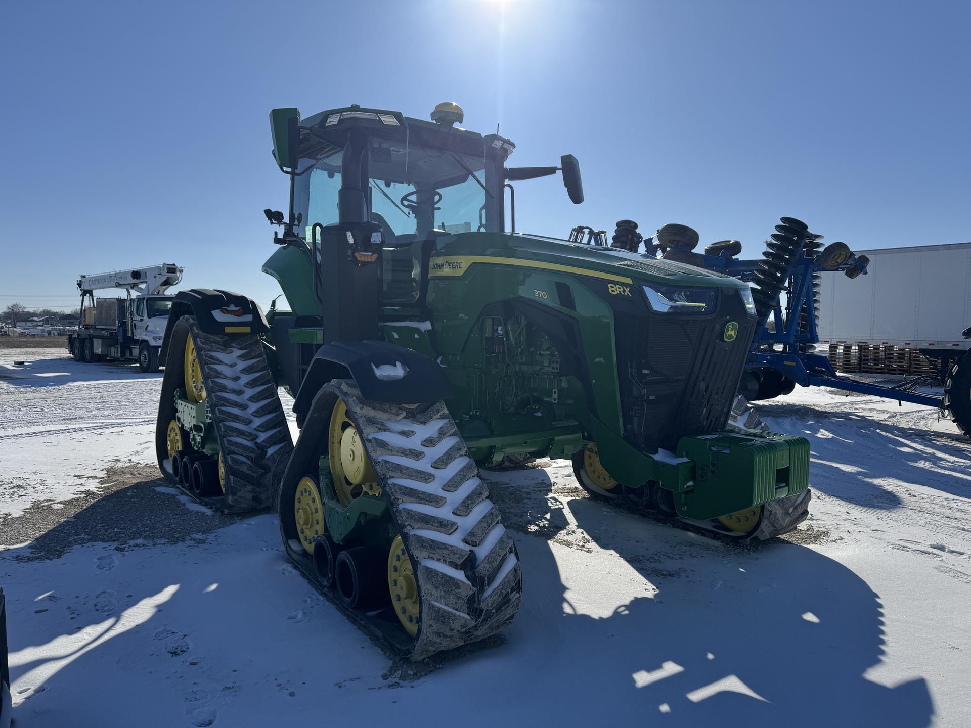 2023 John Deere 8RX 370 Image