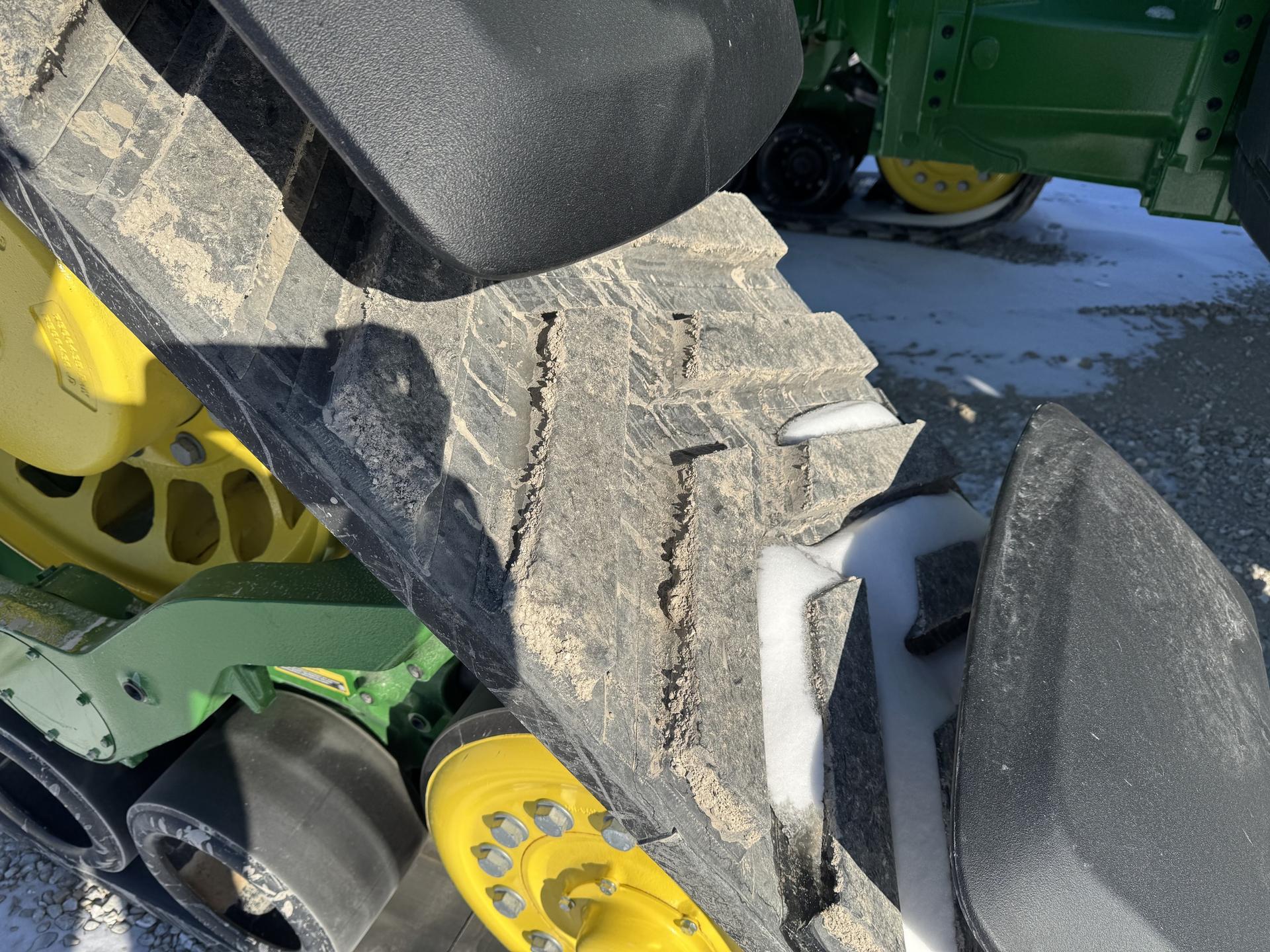 2023 John Deere 8RX 370 Image