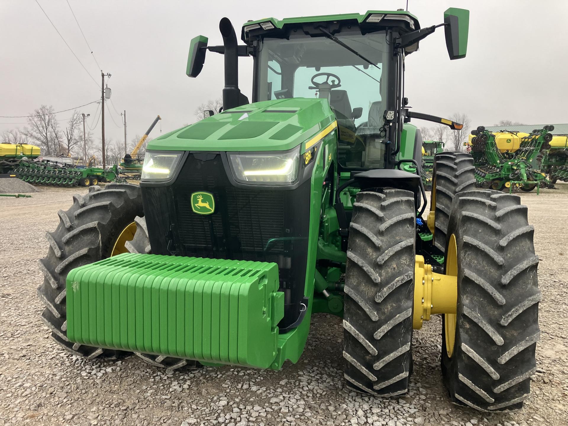 2024 John Deere 8R 340 Image