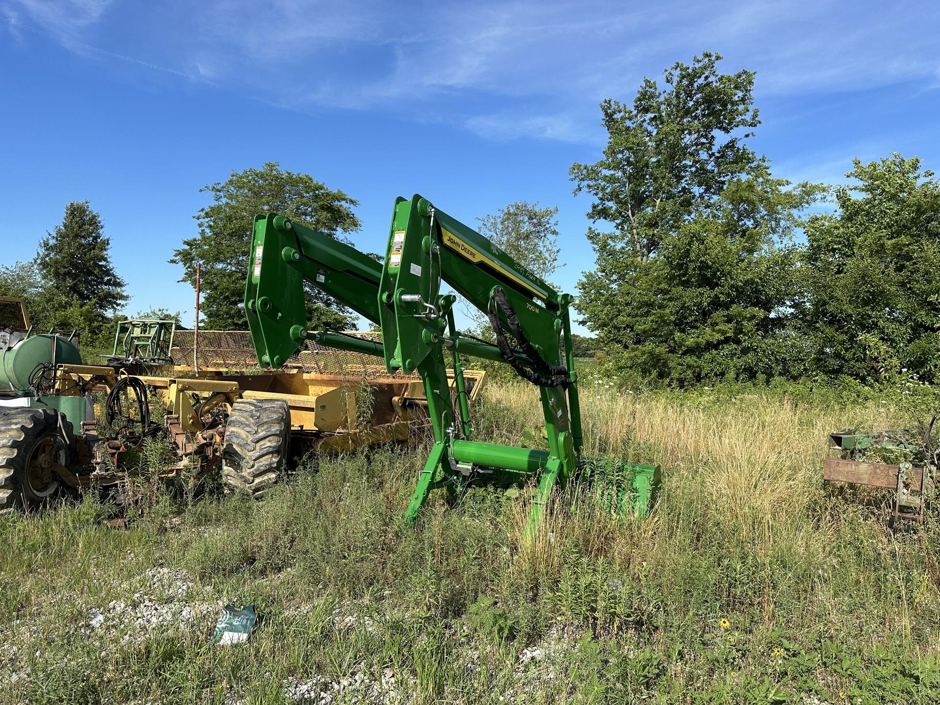 2024 John Deere 8R 250 Image