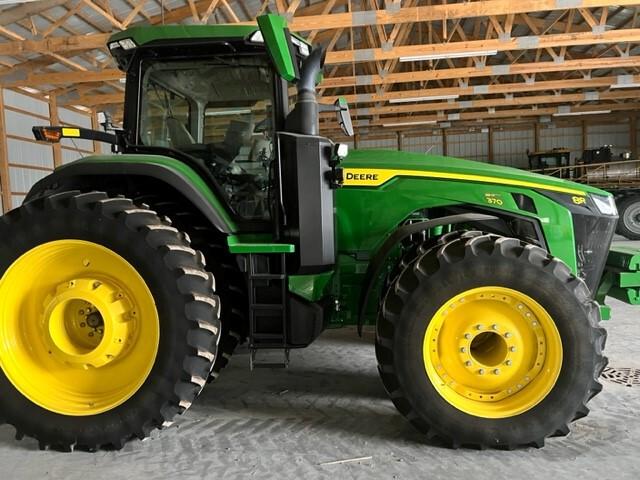 2020 John Deere 8R 370