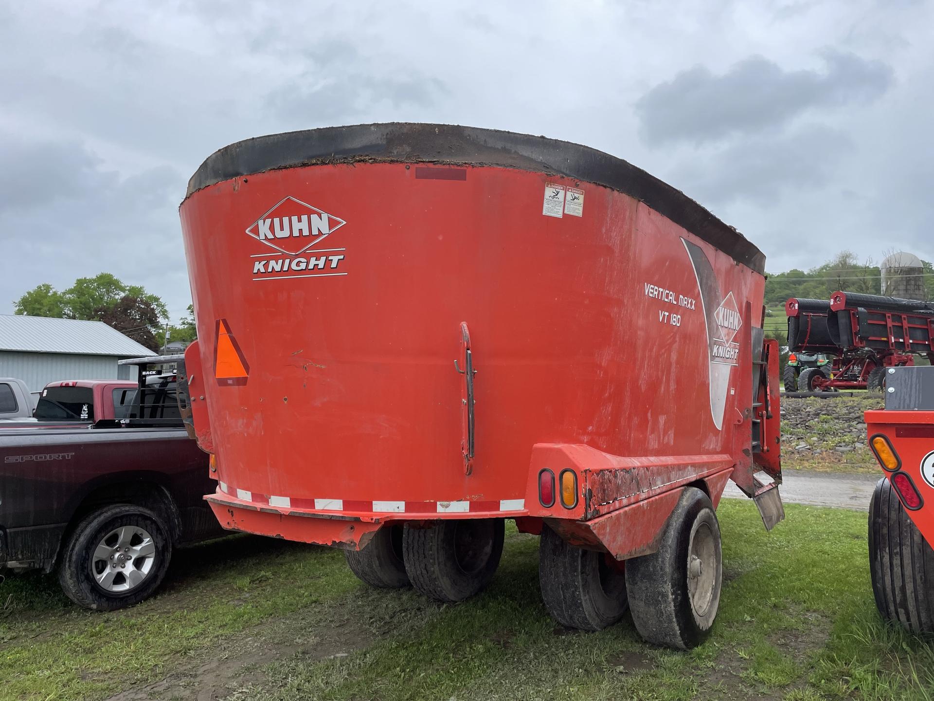 2010 Kuhn Knight VT180T