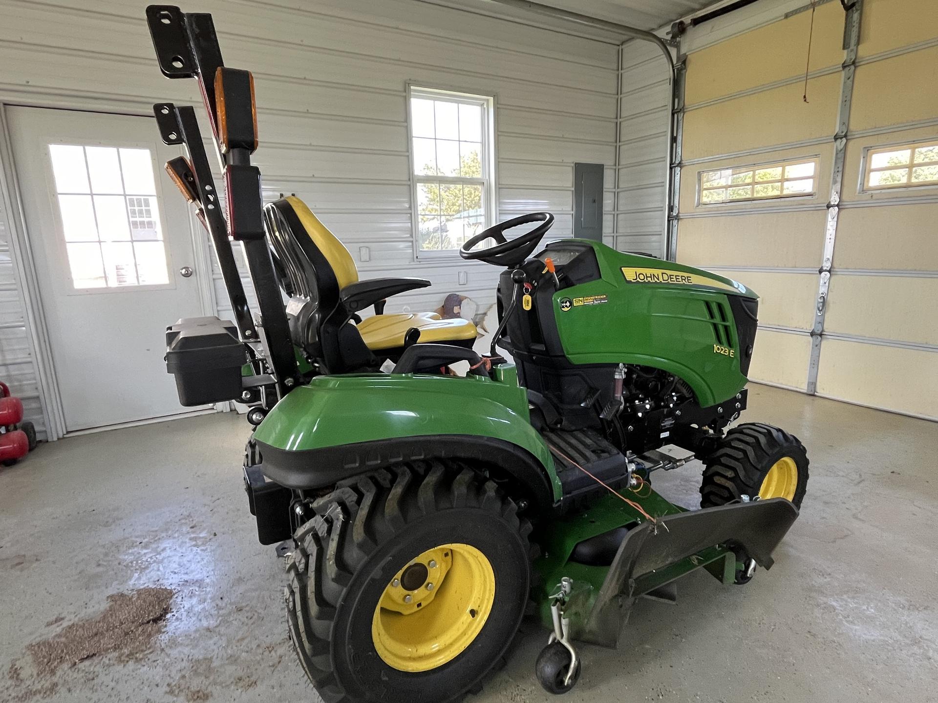 2024 John Deere 1023E