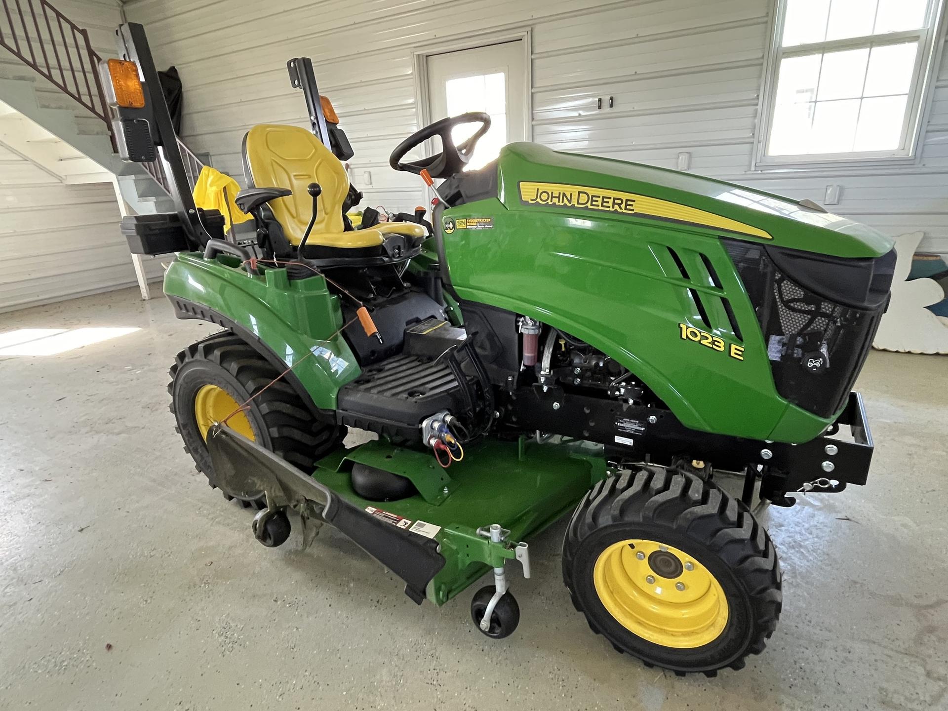 2024 John Deere 1023E