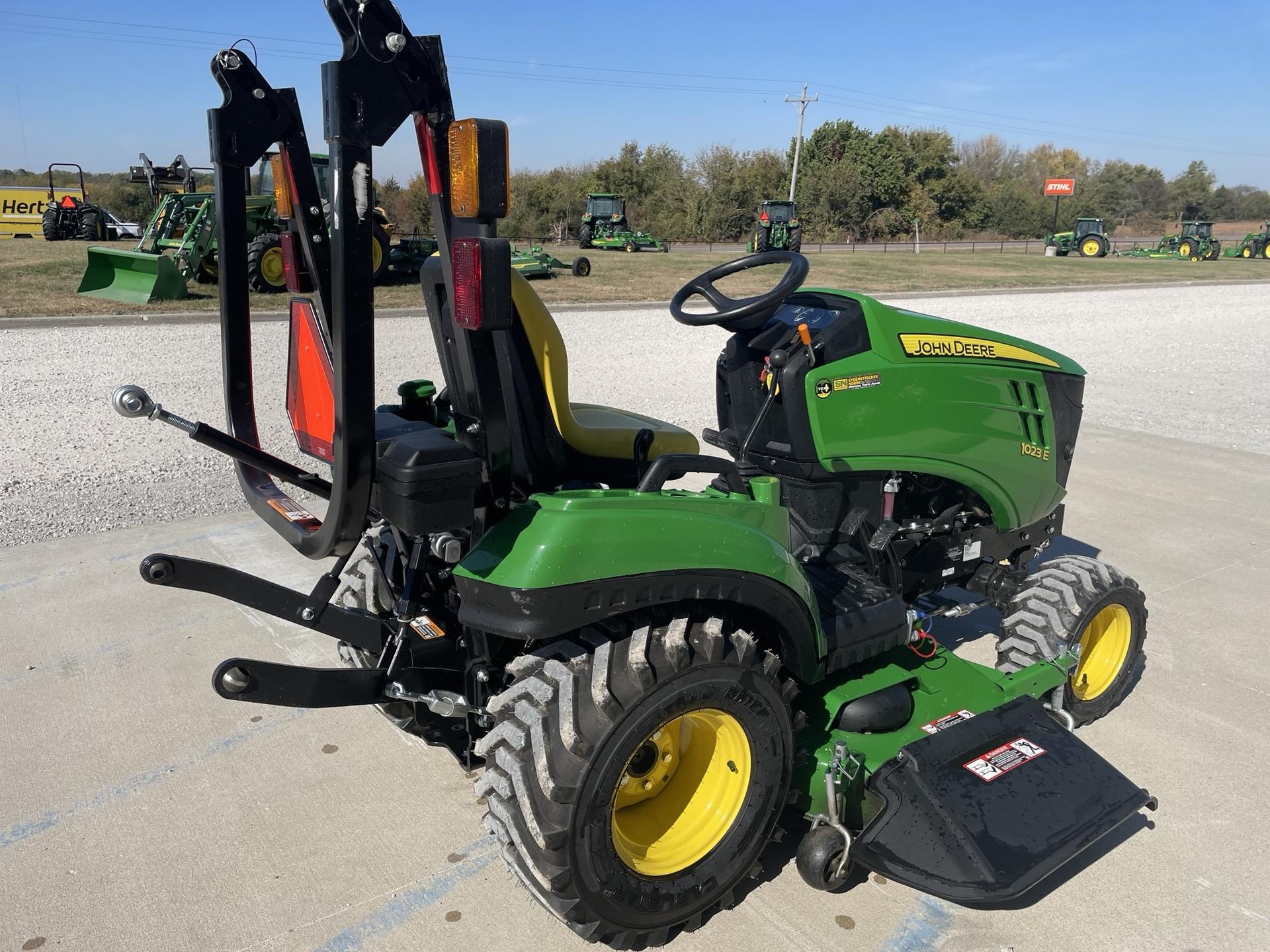 2024 John Deere 1023E