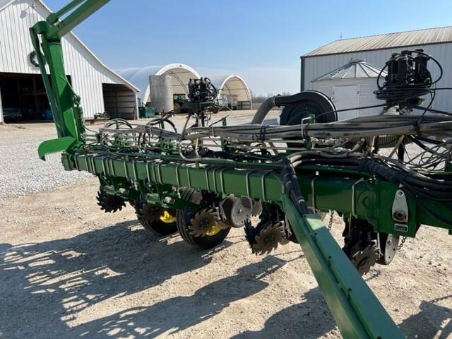 2021 John Deere 1775NT