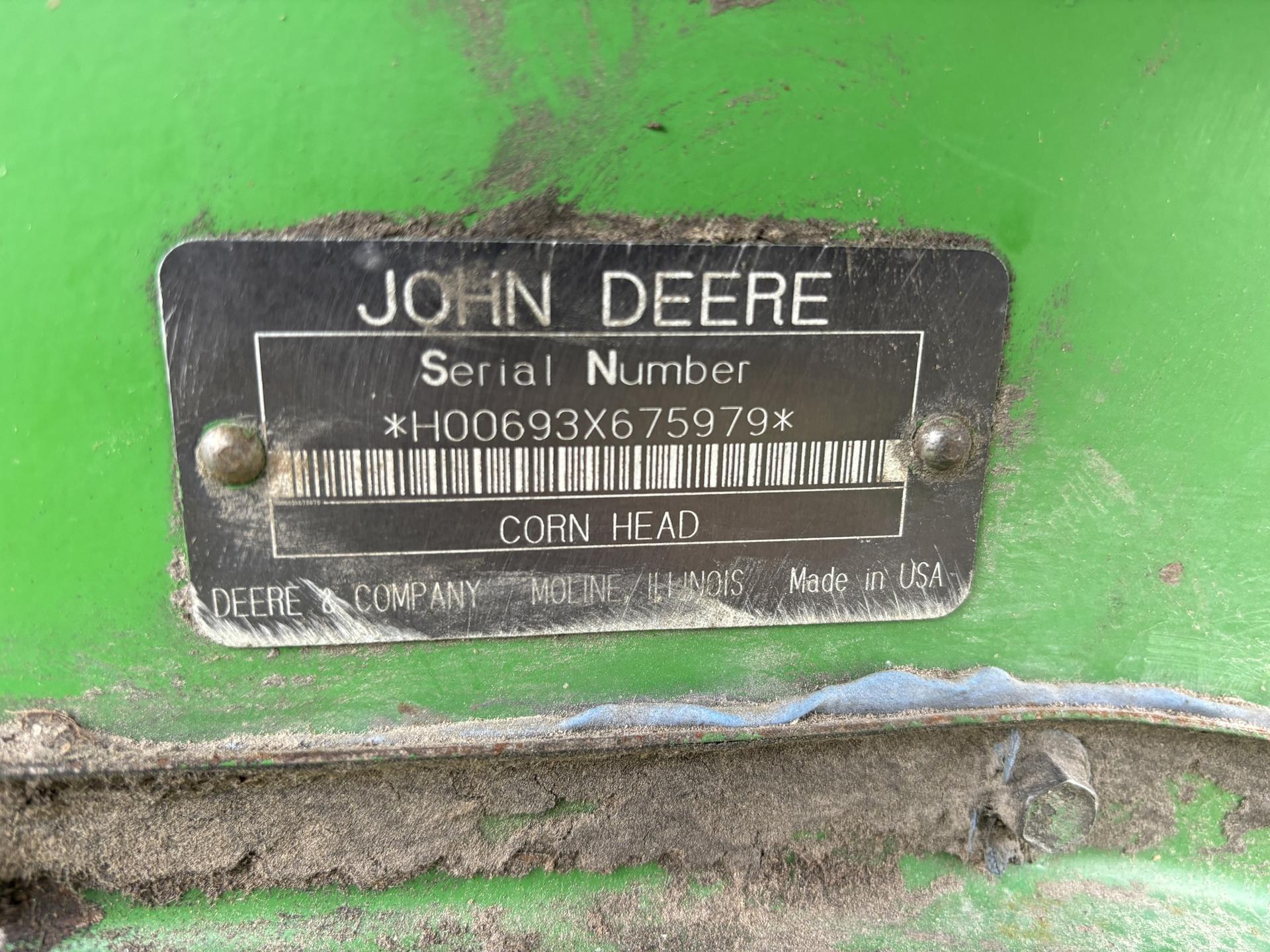 1998 John Deere 693