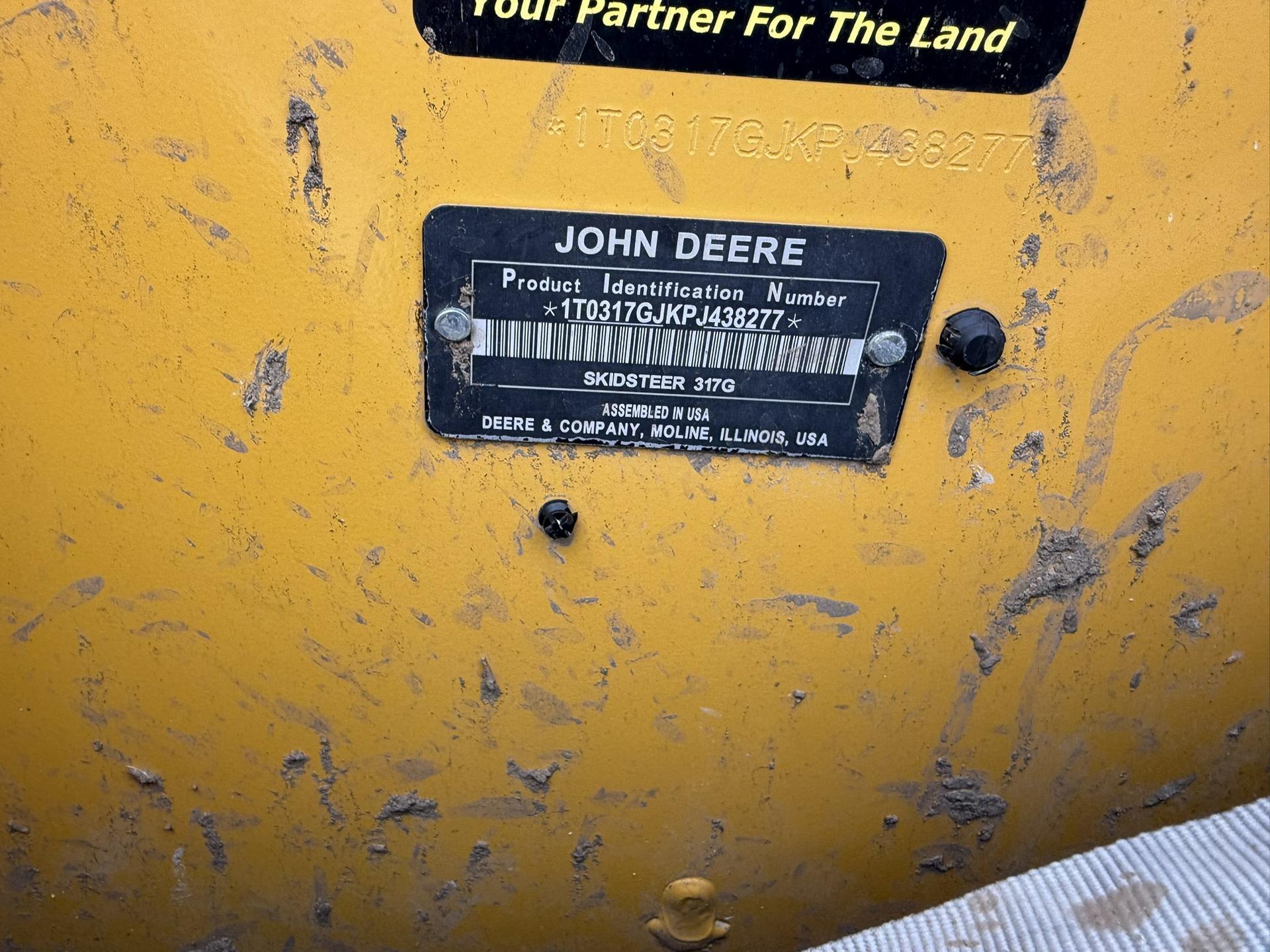 2023 John Deere 317G