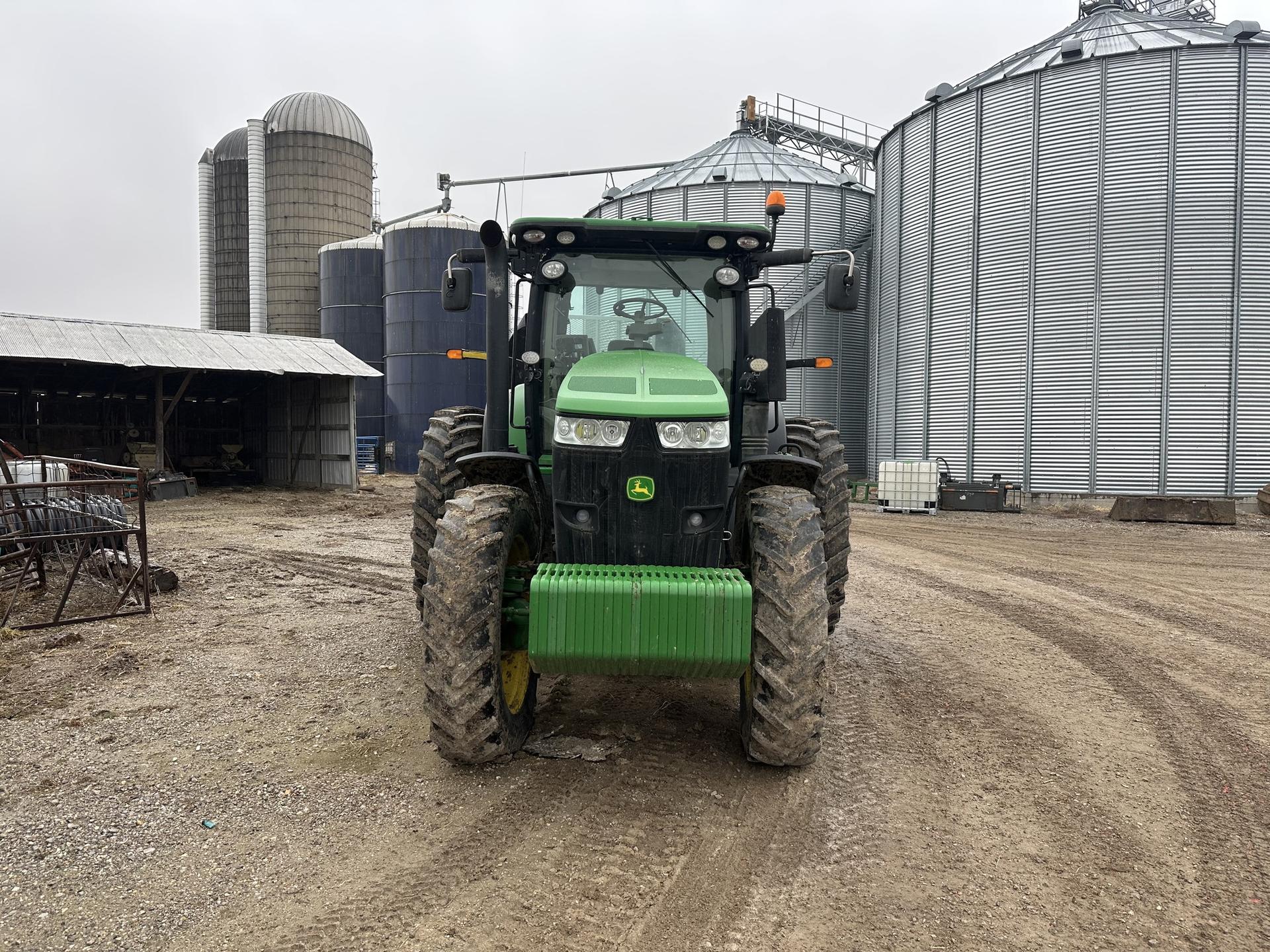 2013 John Deere 7260R Image