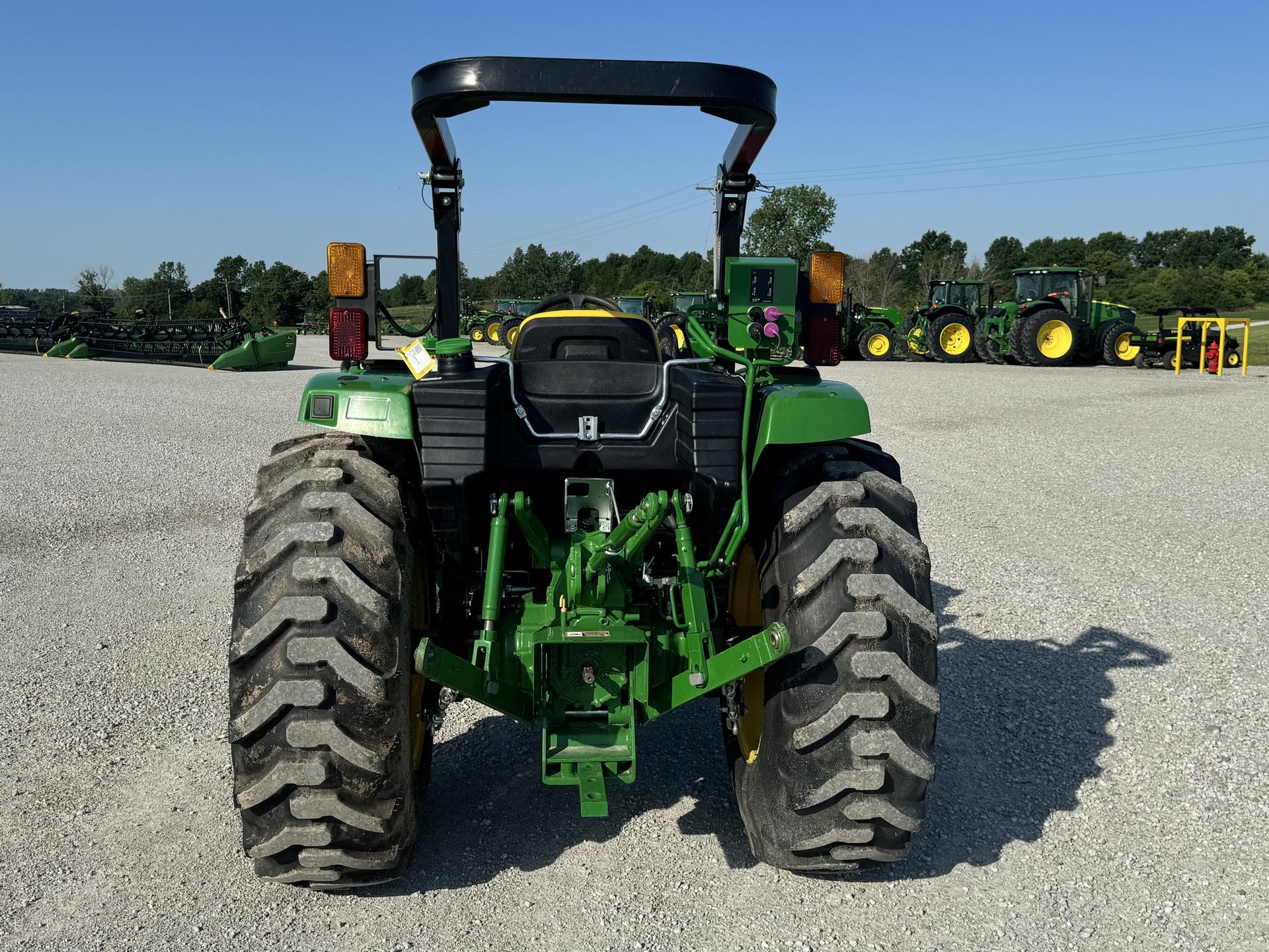 2022 John Deere 4044M