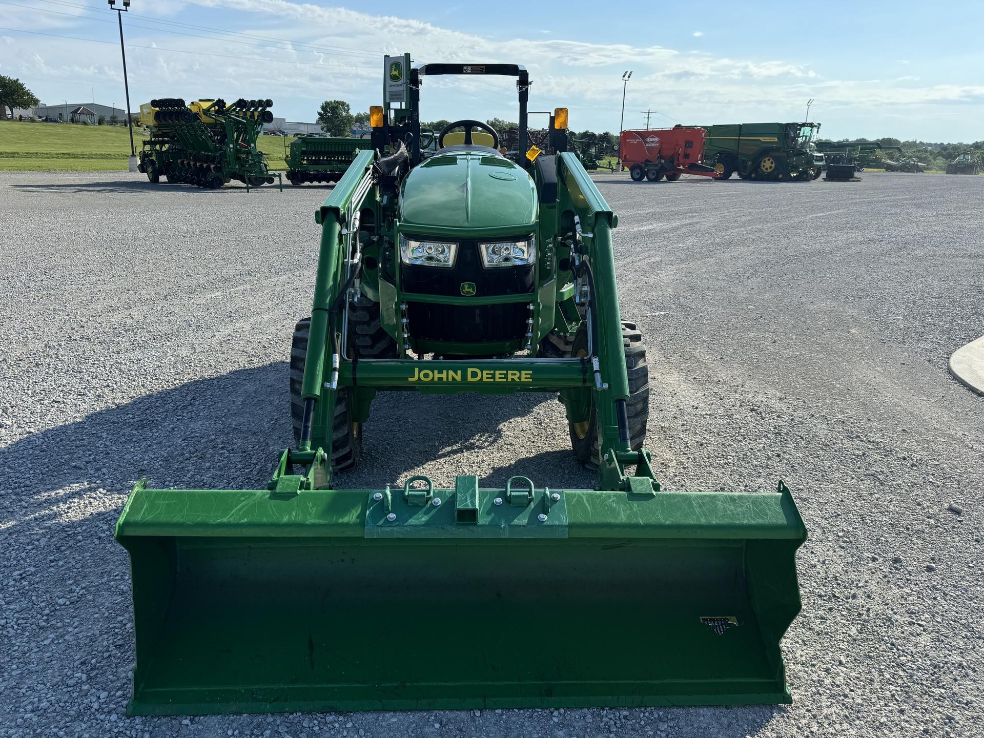 2022 John Deere 4044M