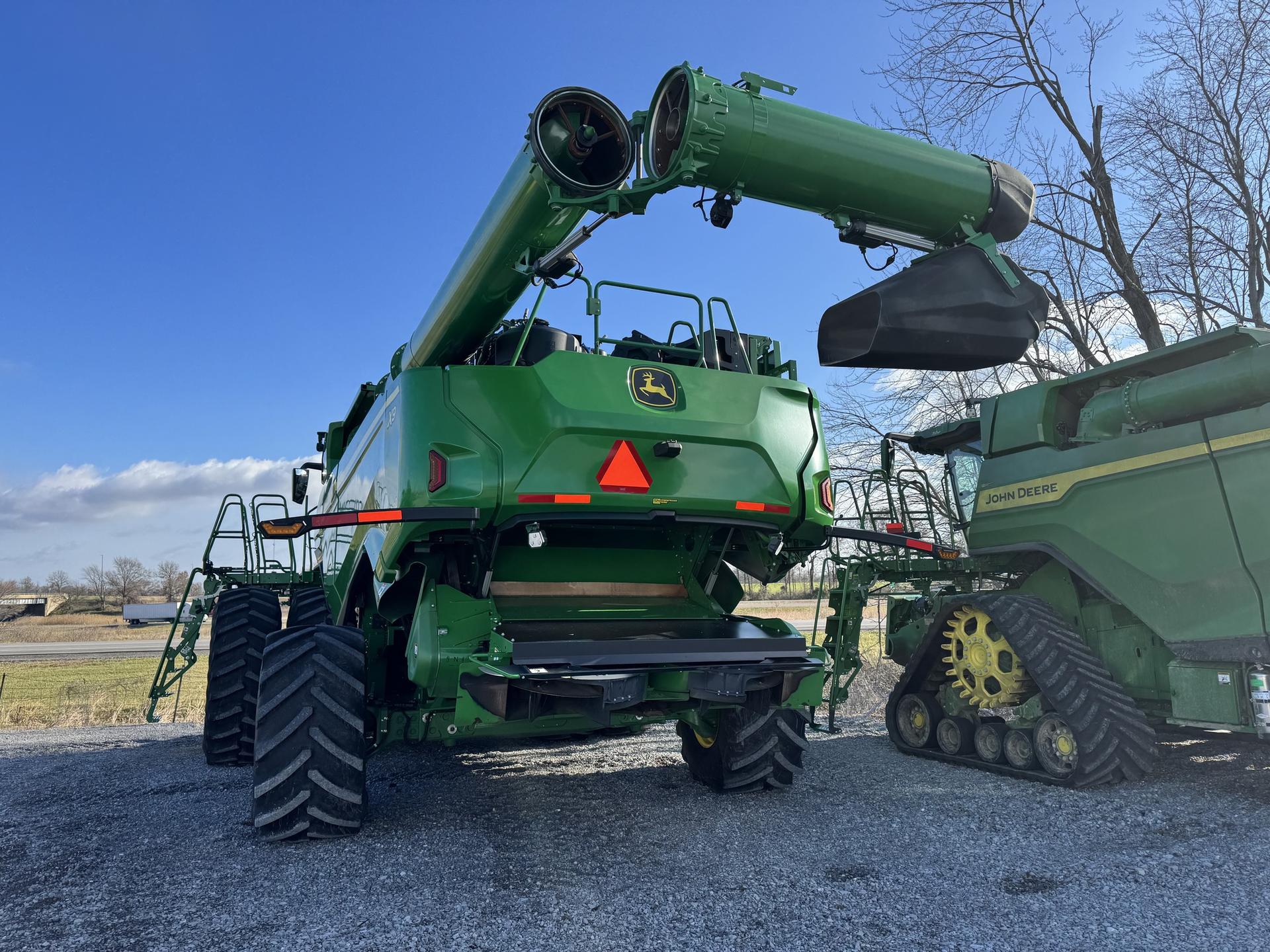 2022 John Deere X9 1000