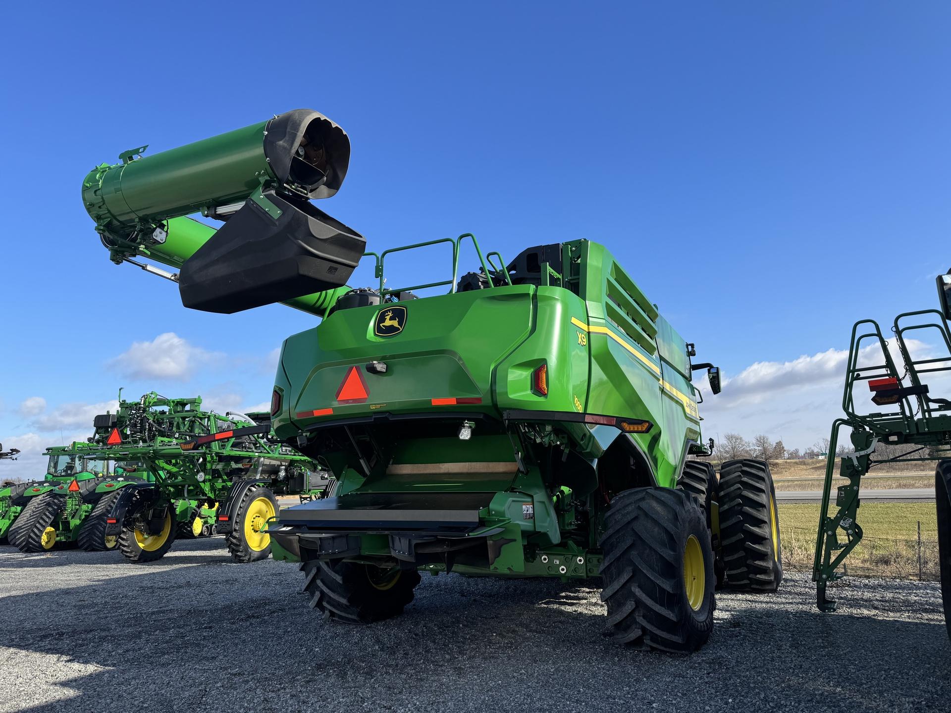 2022 John Deere X9 1000