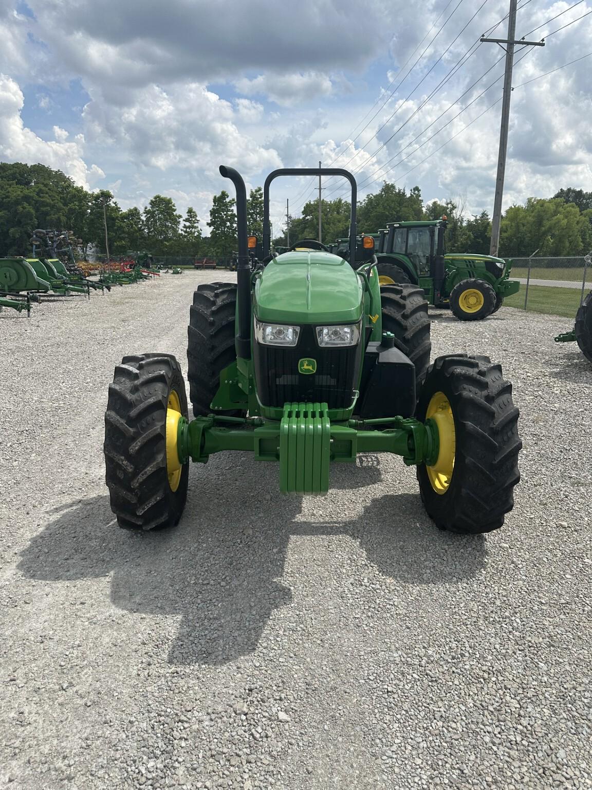 2023 John Deere 5115M