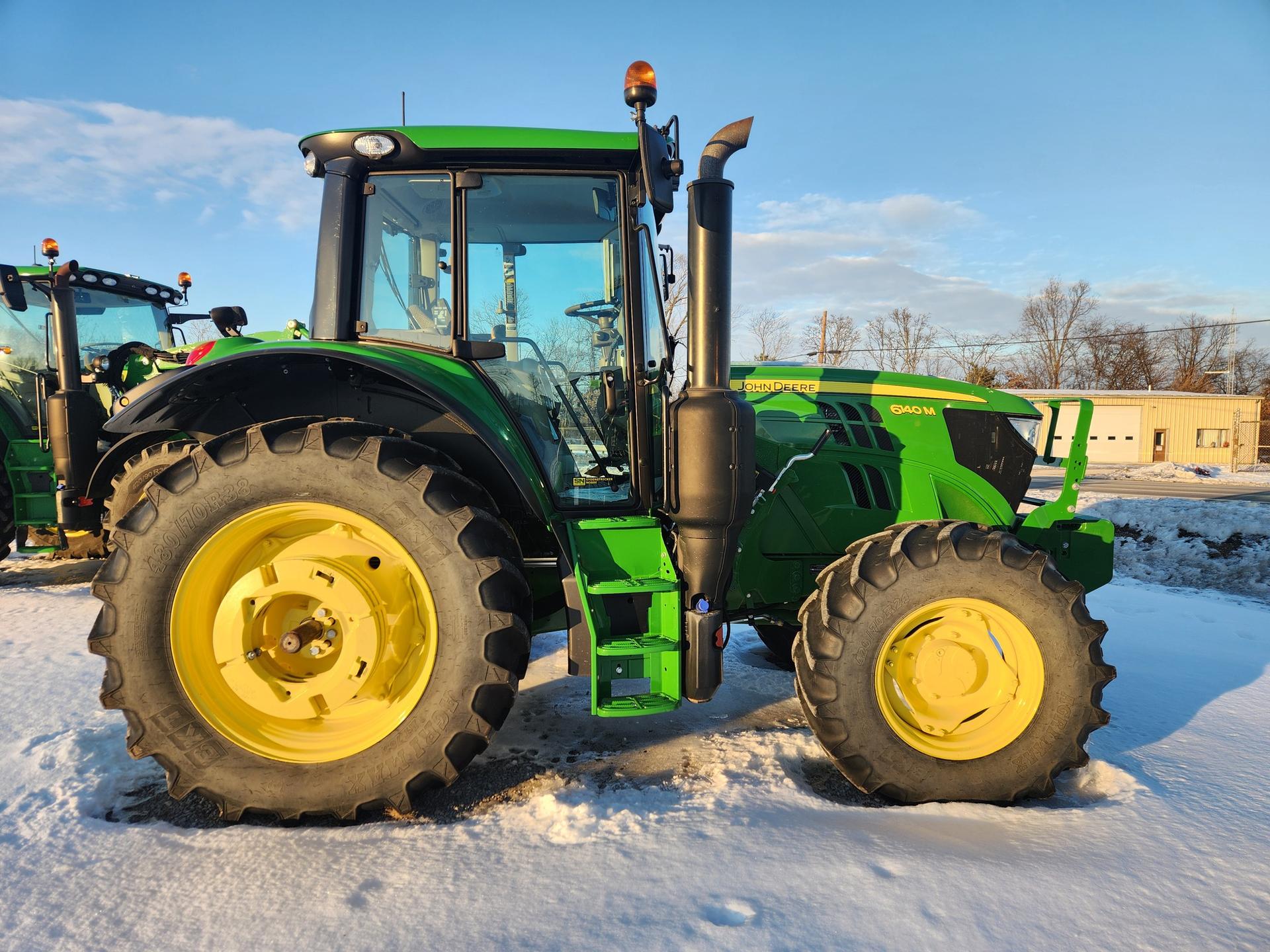 2023 John Deere 6140M Image