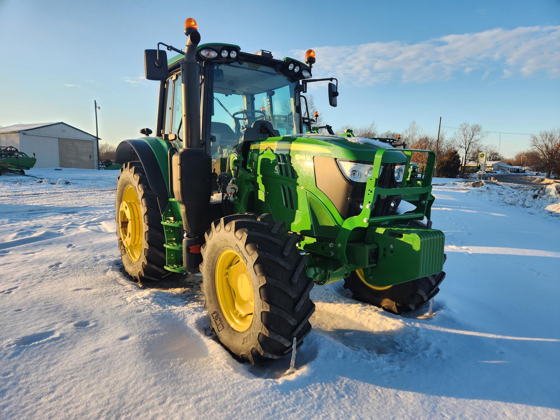 2023 John Deere 6140M Image