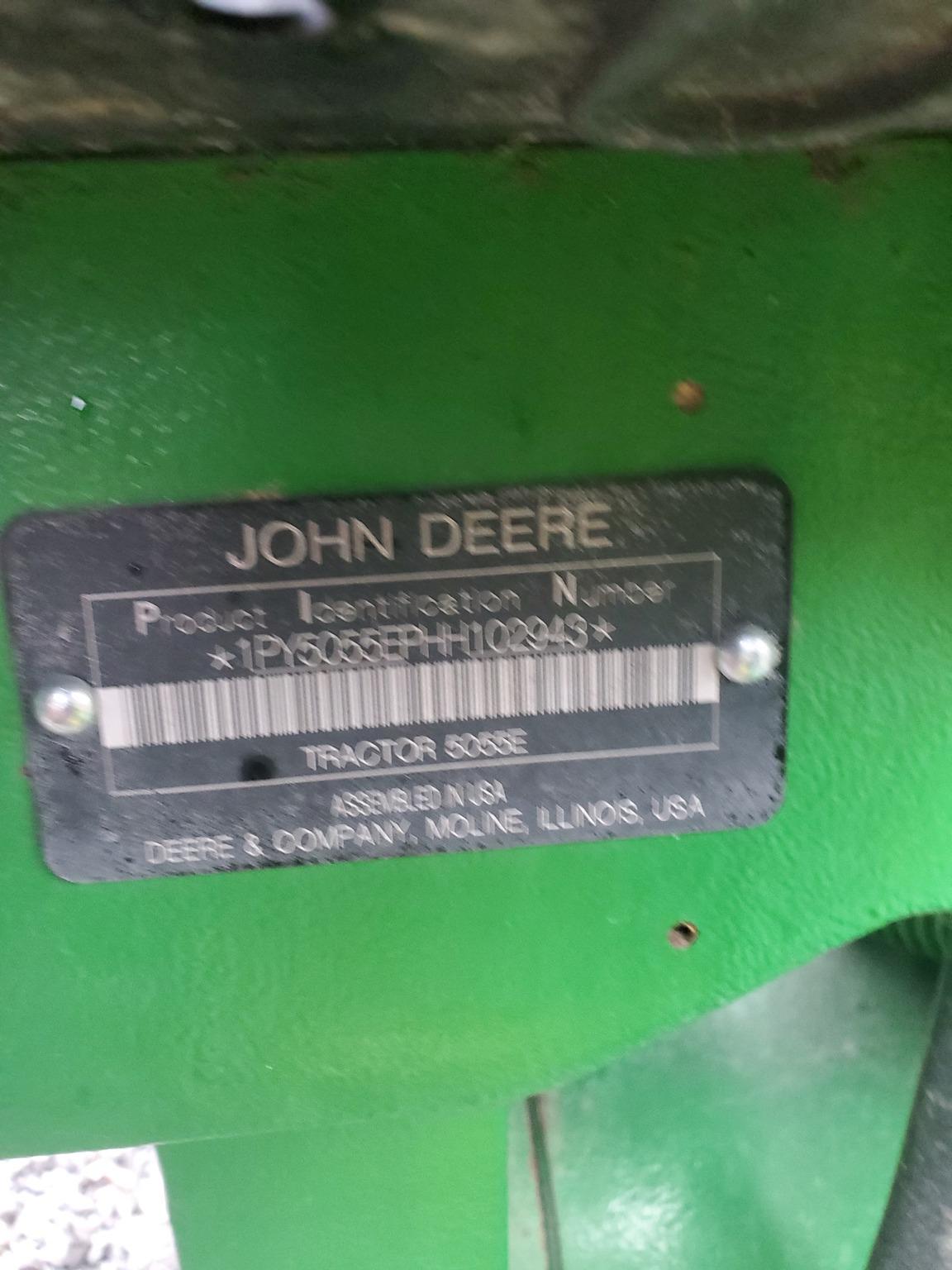 2017 John Deere 5055E