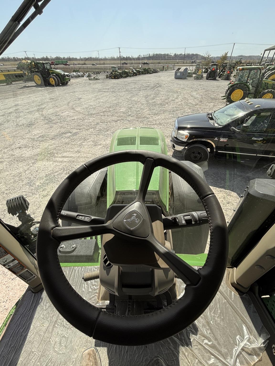 2024 John Deere 8R 230 Image