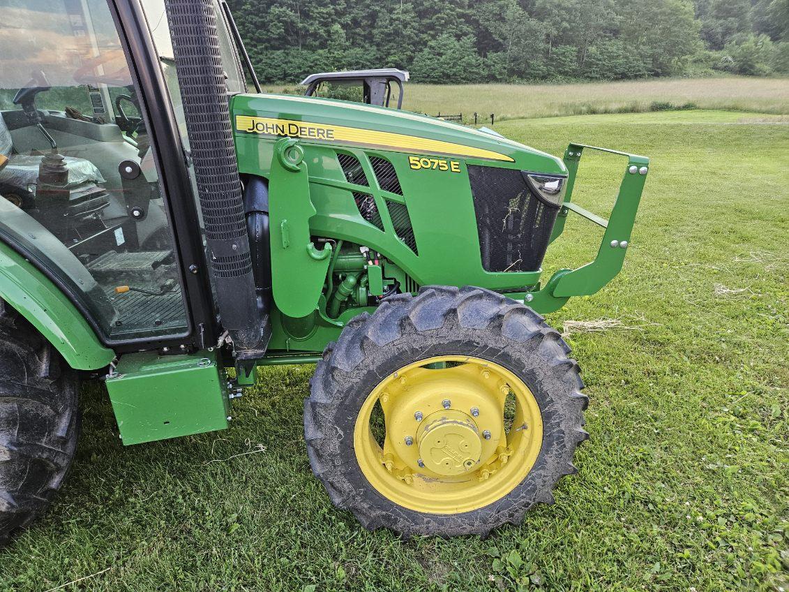 2021 John Deere 5075E