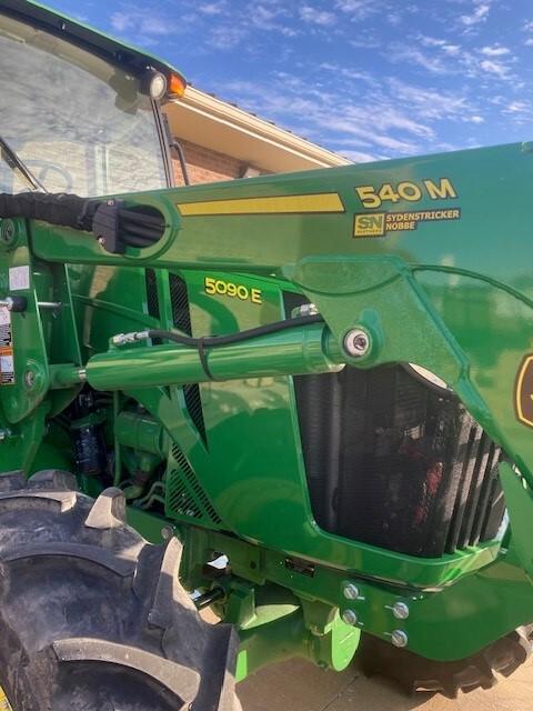 2023 John Deere 5090E