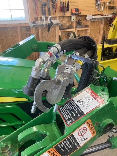 2021 John Deere 1025R