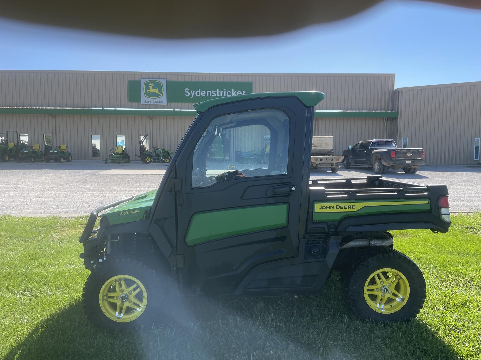 2022 John Deere XUV 835R