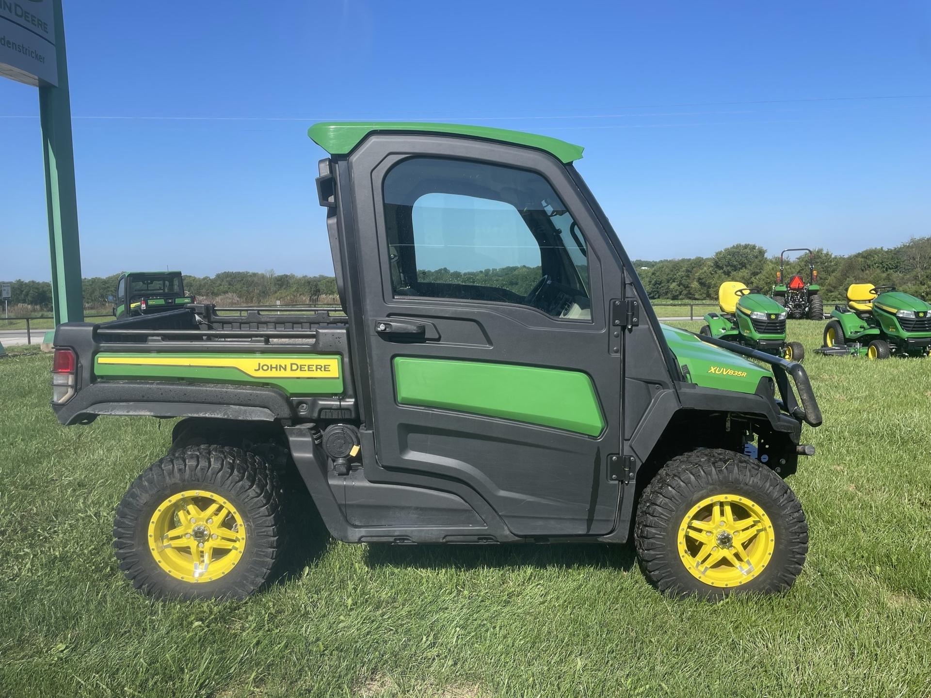 2022 John Deere XUV 835R