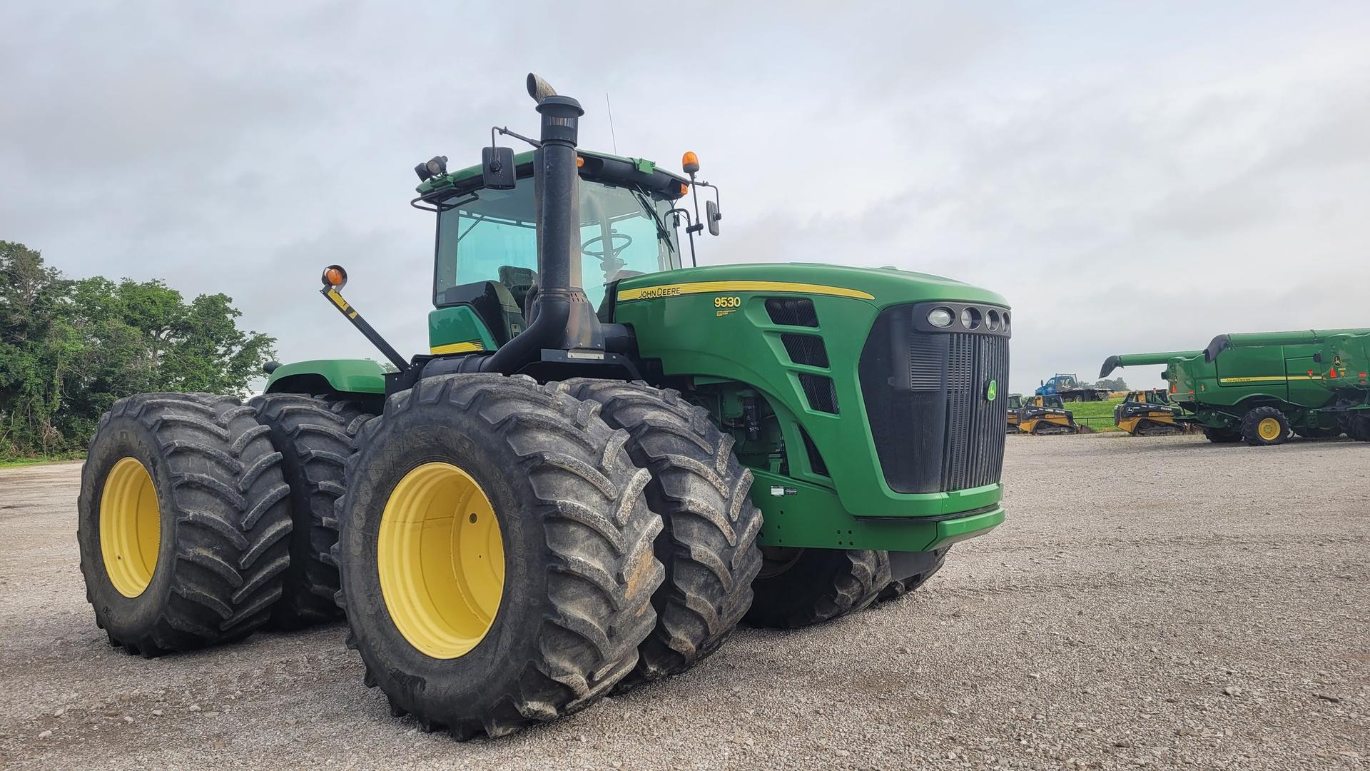 2011 John Deere 9530