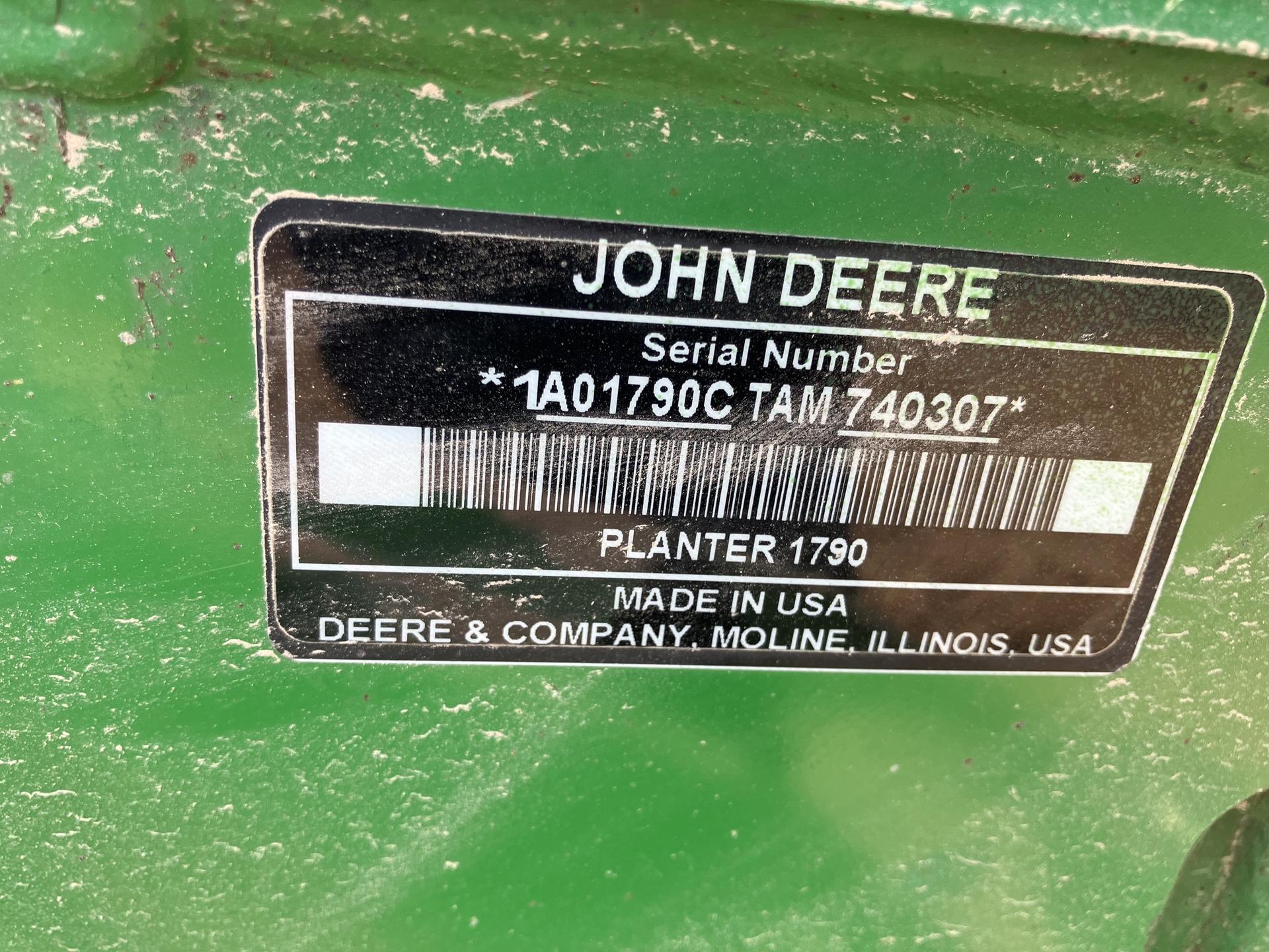 2011 John Deere 1790