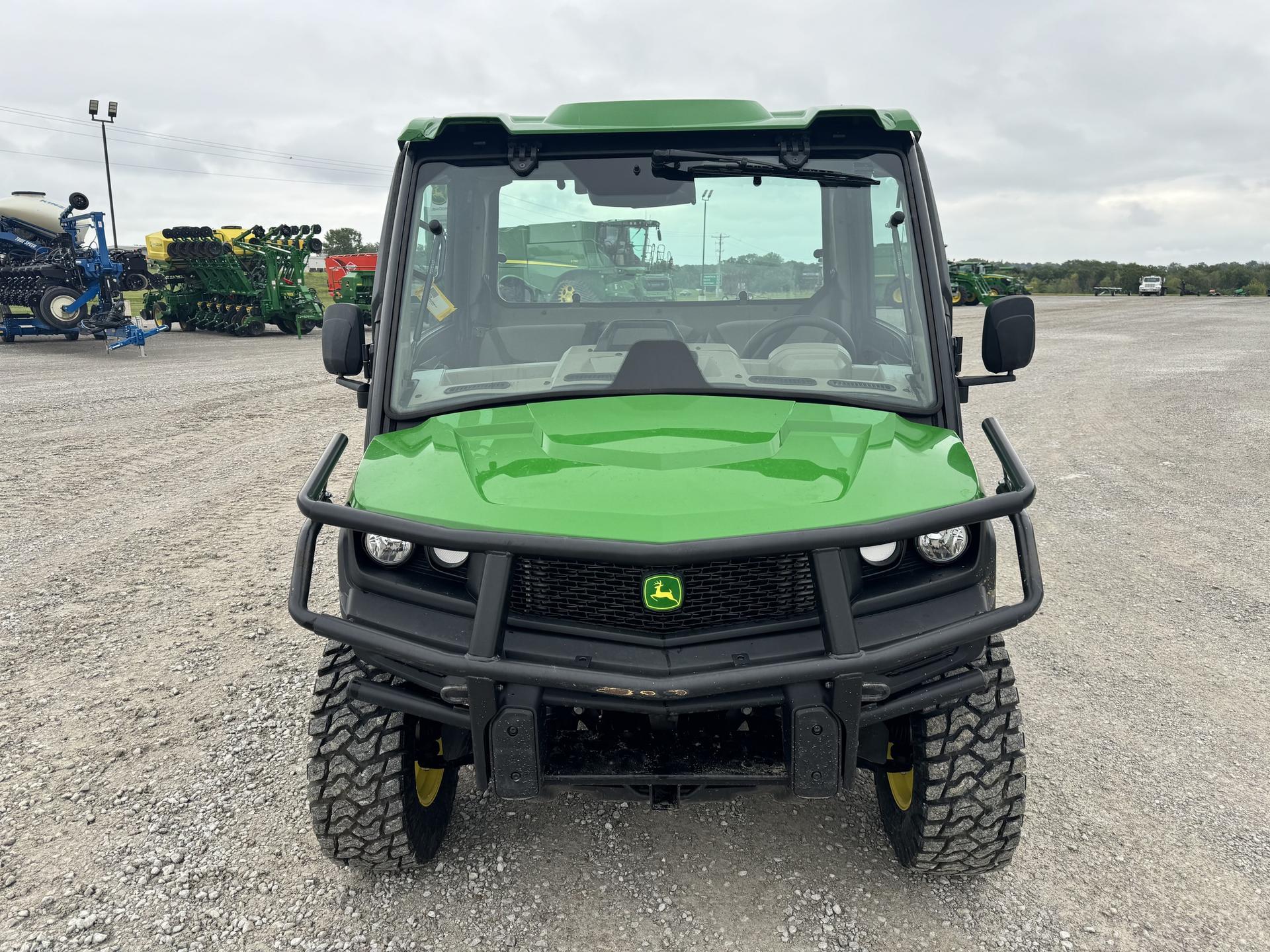 2023 John Deere XUV 835R