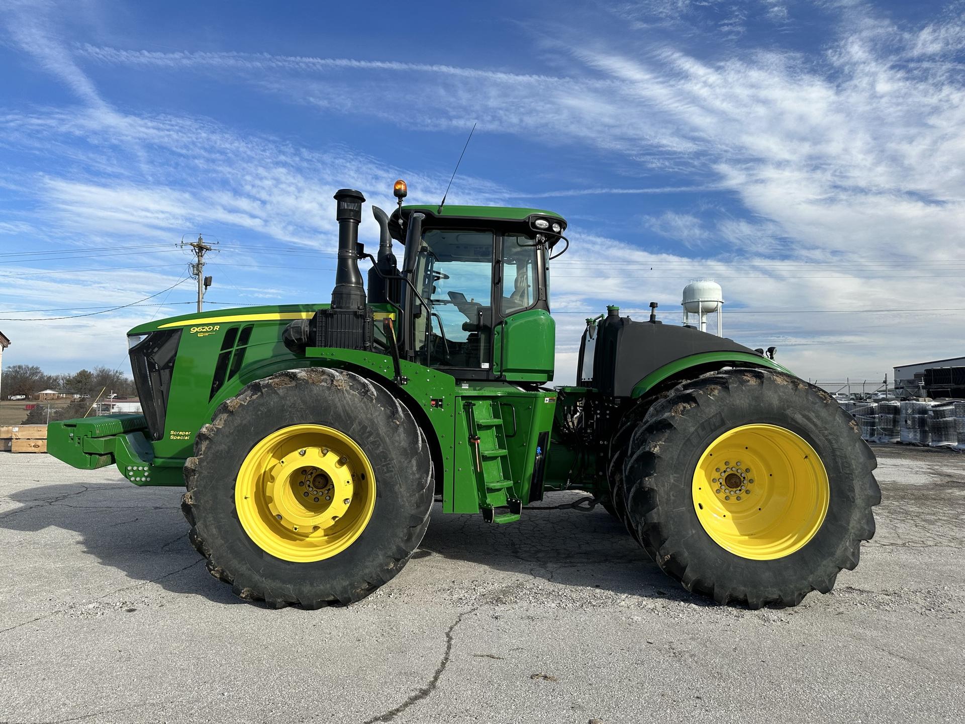 2021 John Deere 9620R