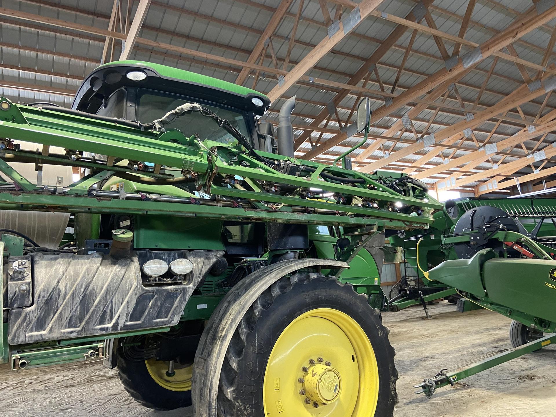 2017 John Deere R4038