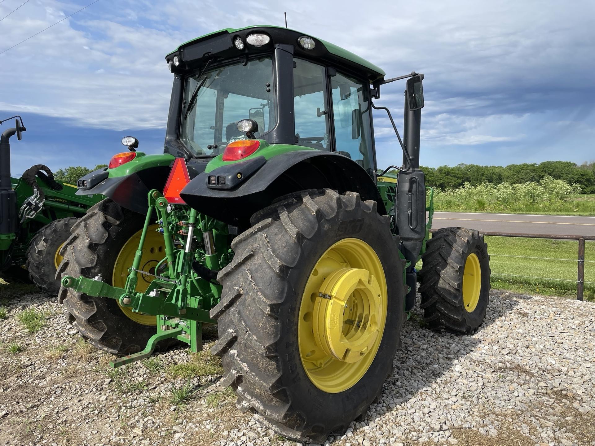 2023 John Deere 6130M