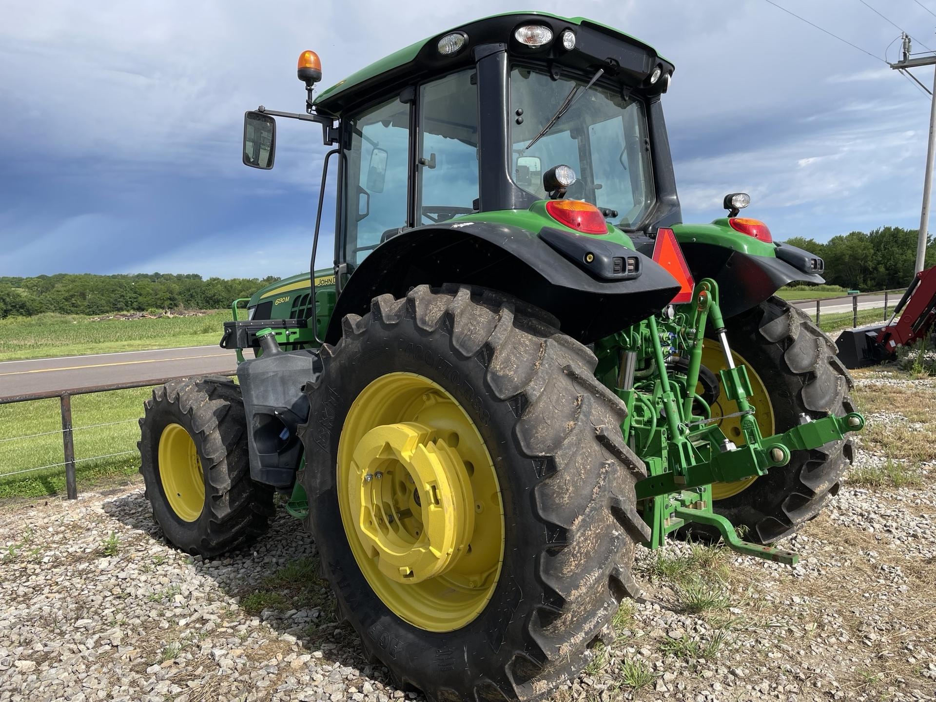 2023 John Deere 6130M