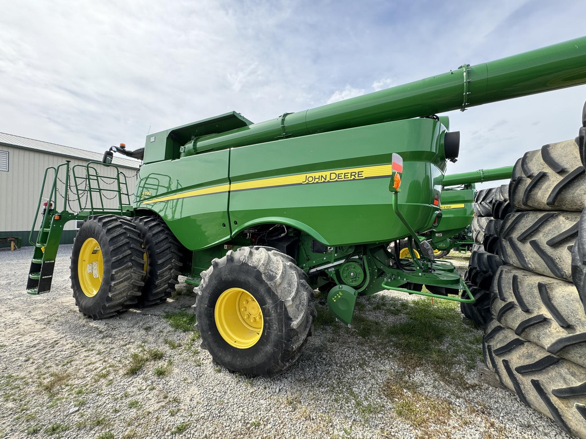 2018 John Deere S790