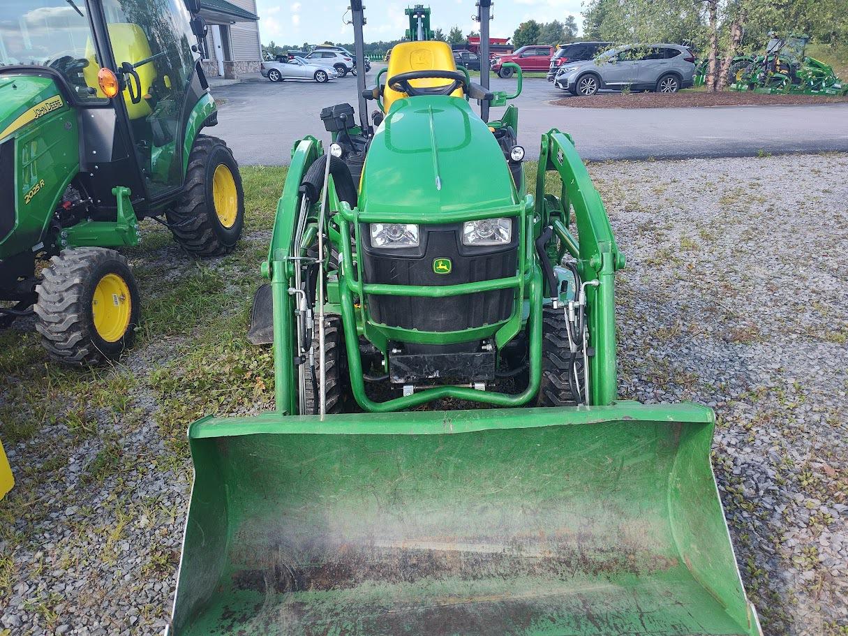 2019 John Deere 1025R