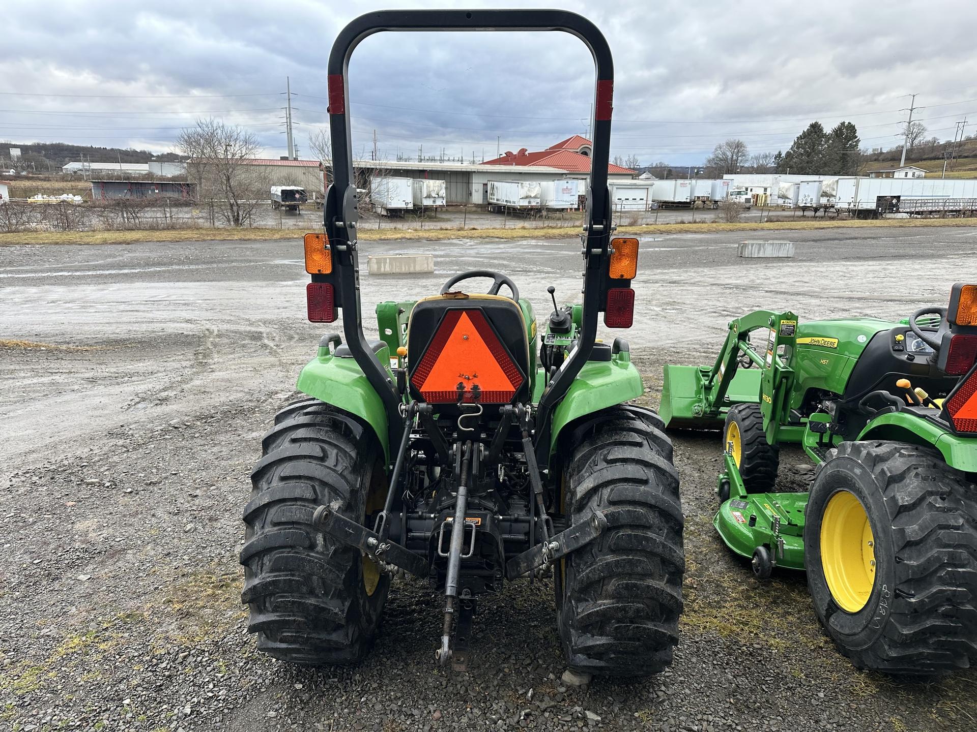 2015 John Deere 3038E