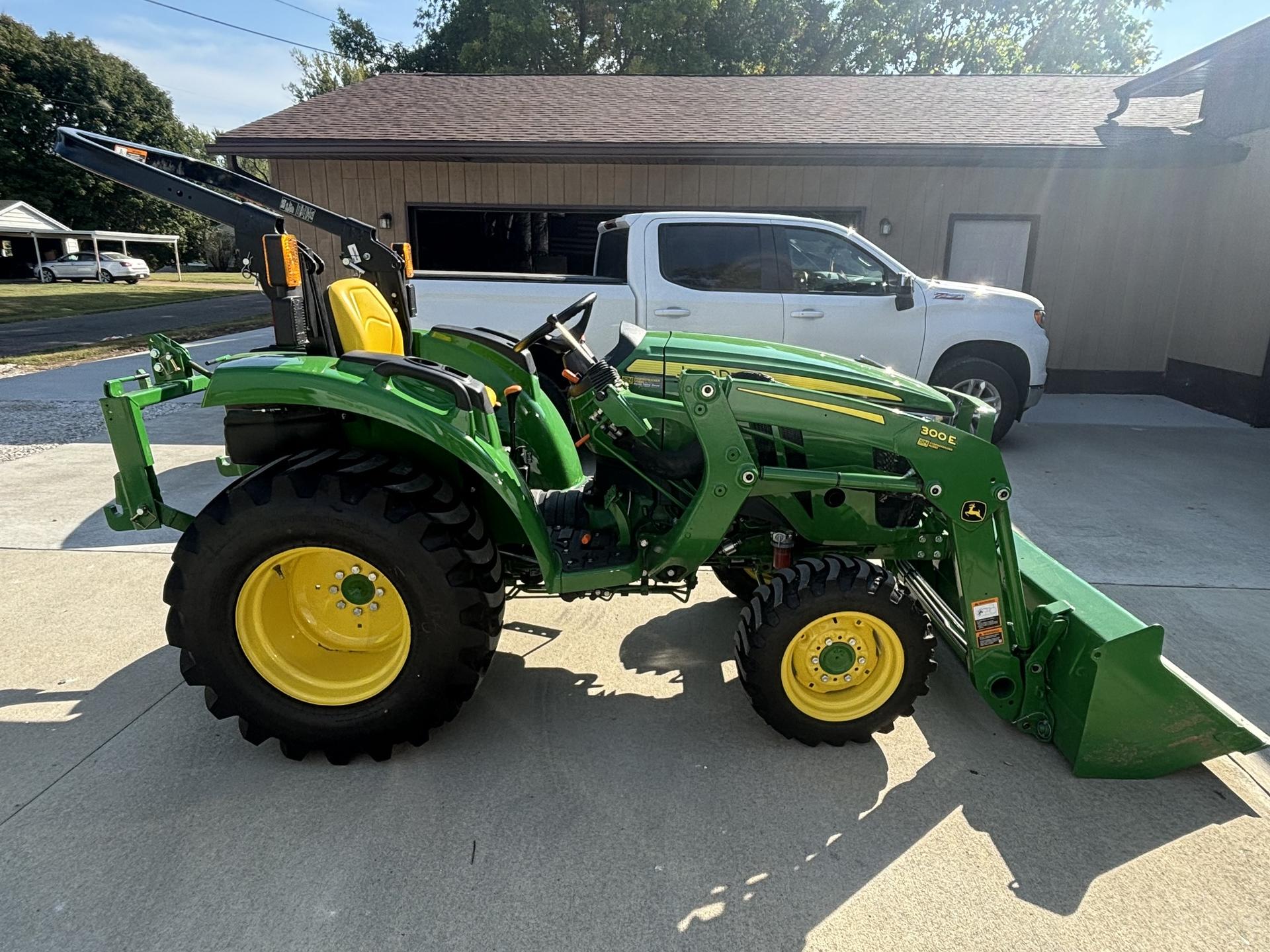 2023 John Deere 3043D