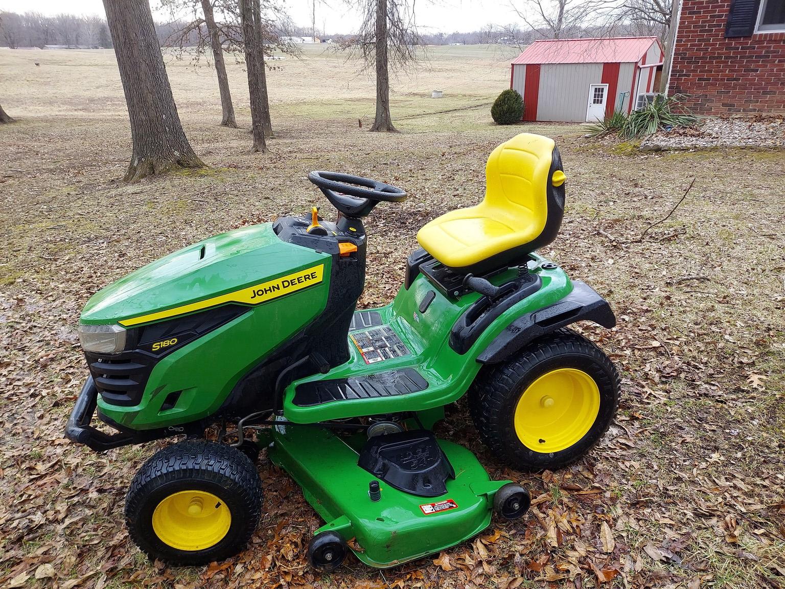 2023 John Deere S180 Image