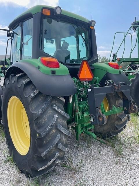 2009 John Deere 6430