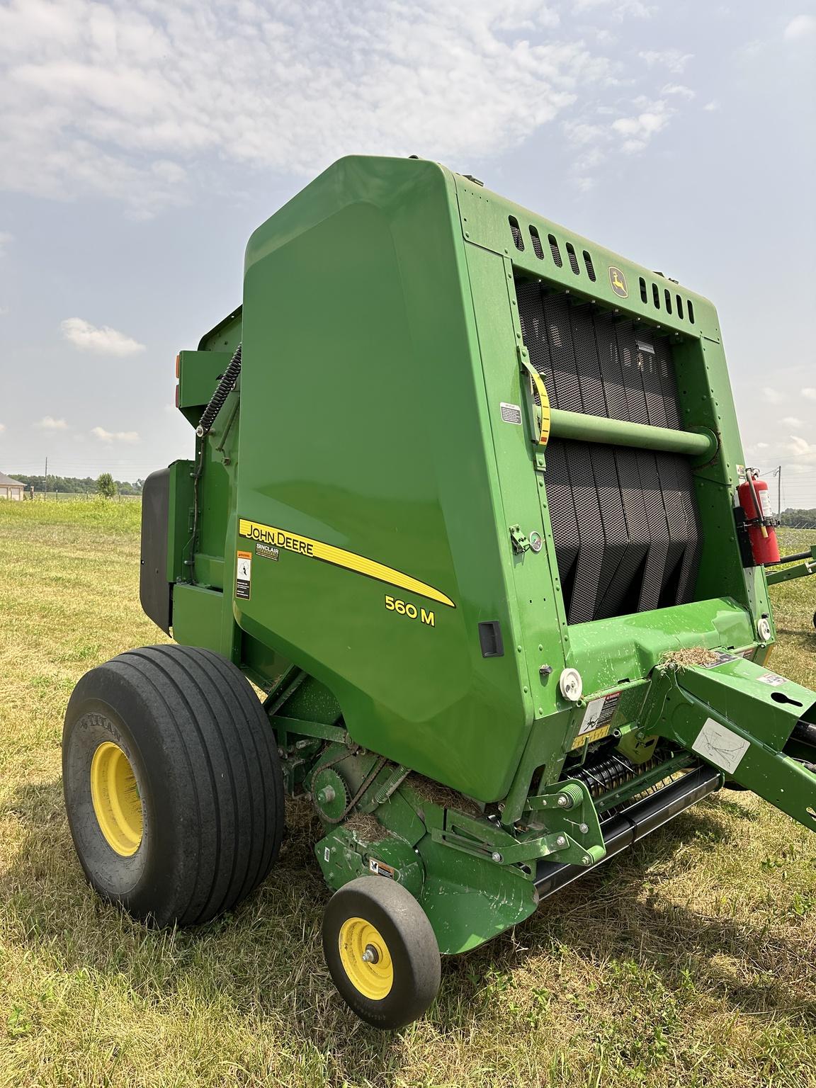 2019 John Deere 560M