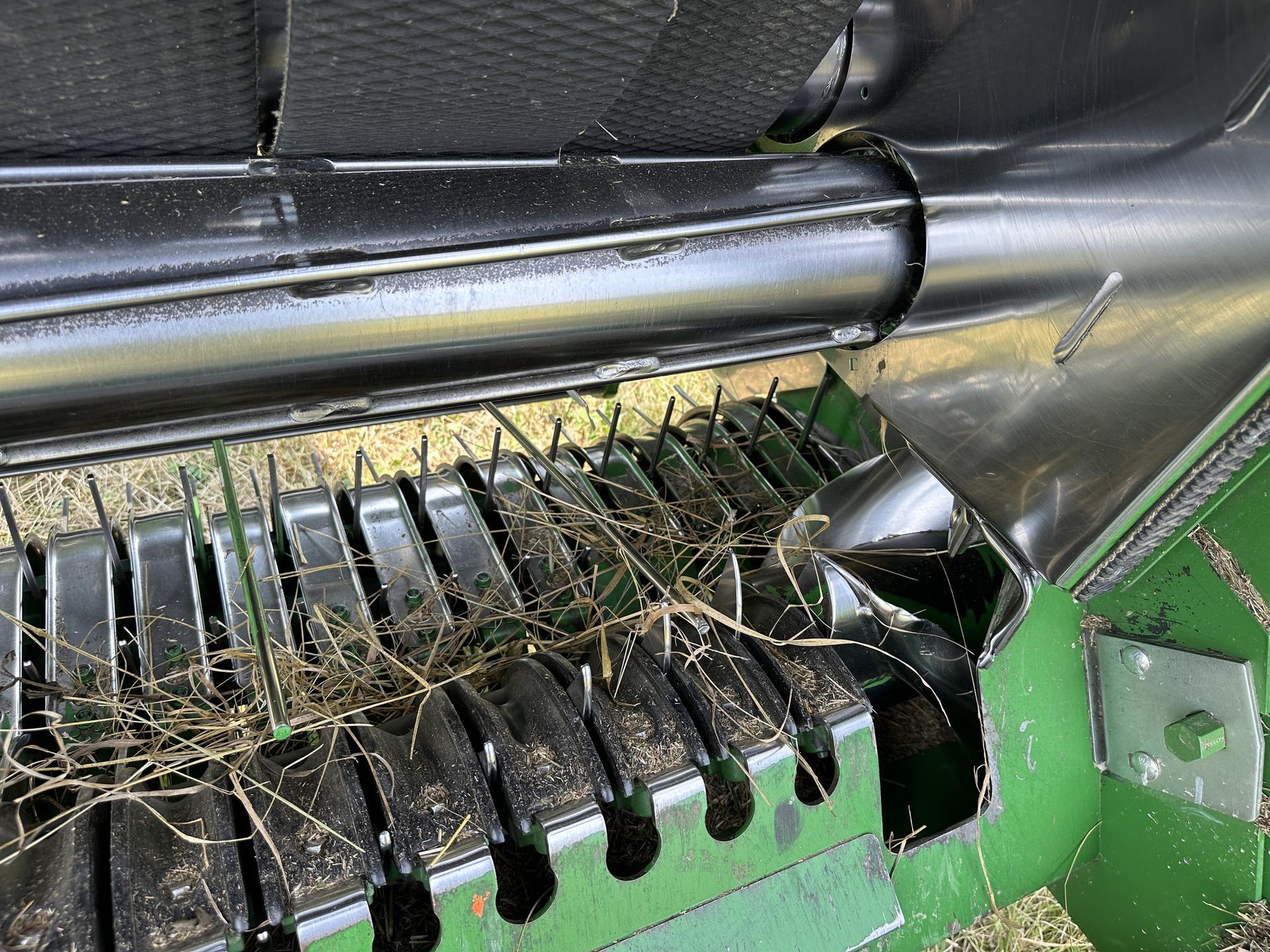 2019 John Deere 560M