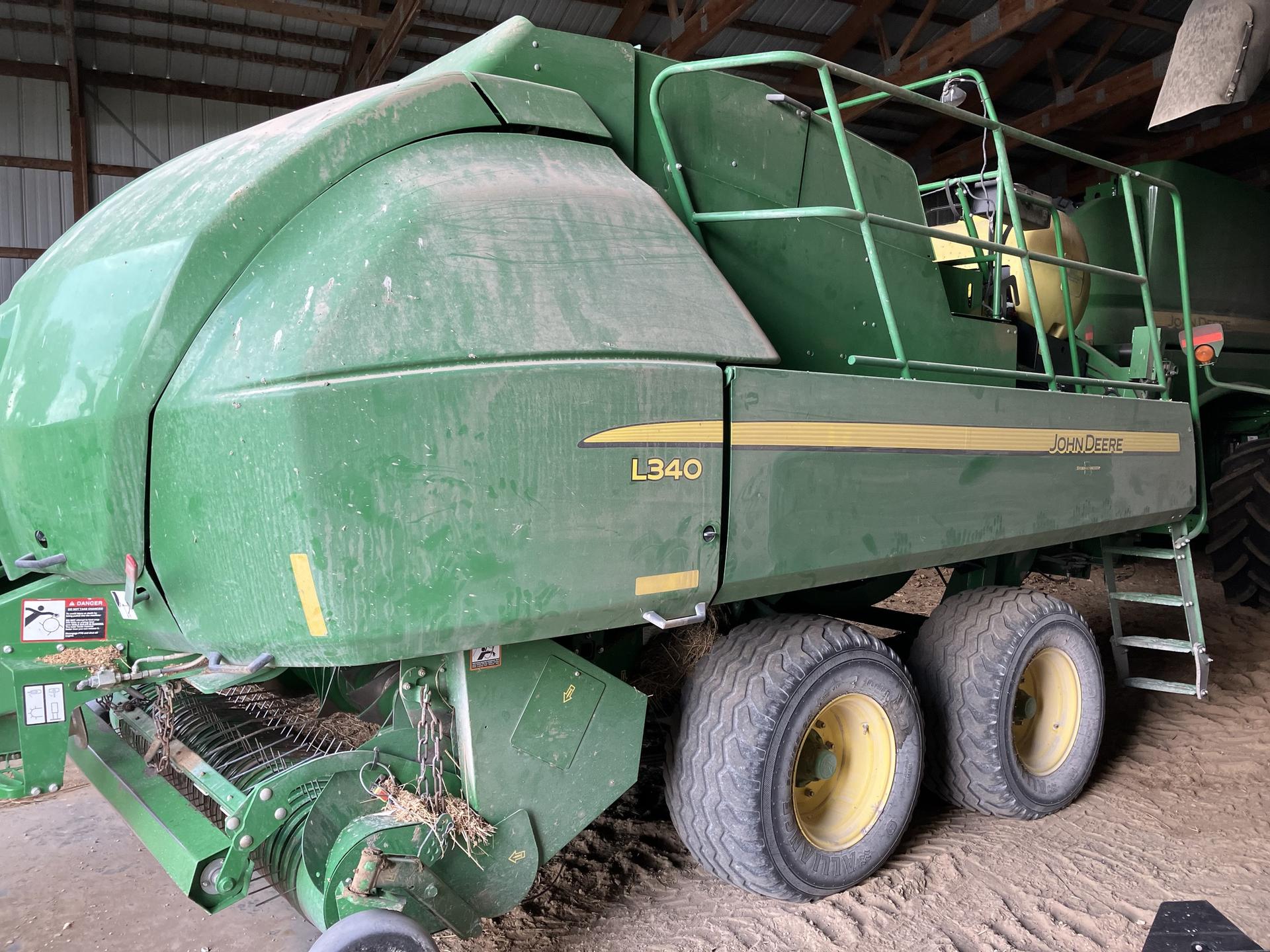 2016 John Deere L340 Image