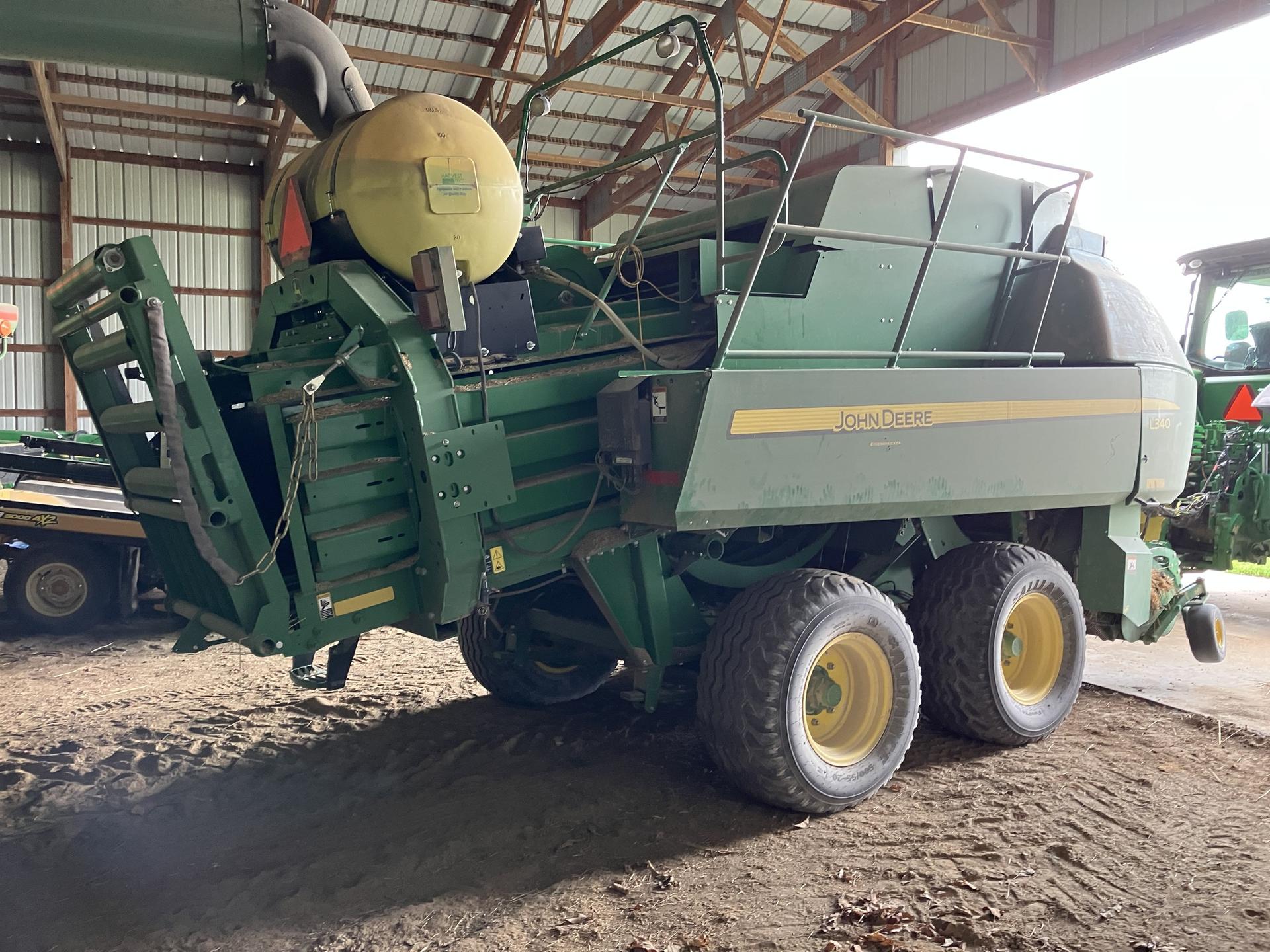 2016 John Deere L340