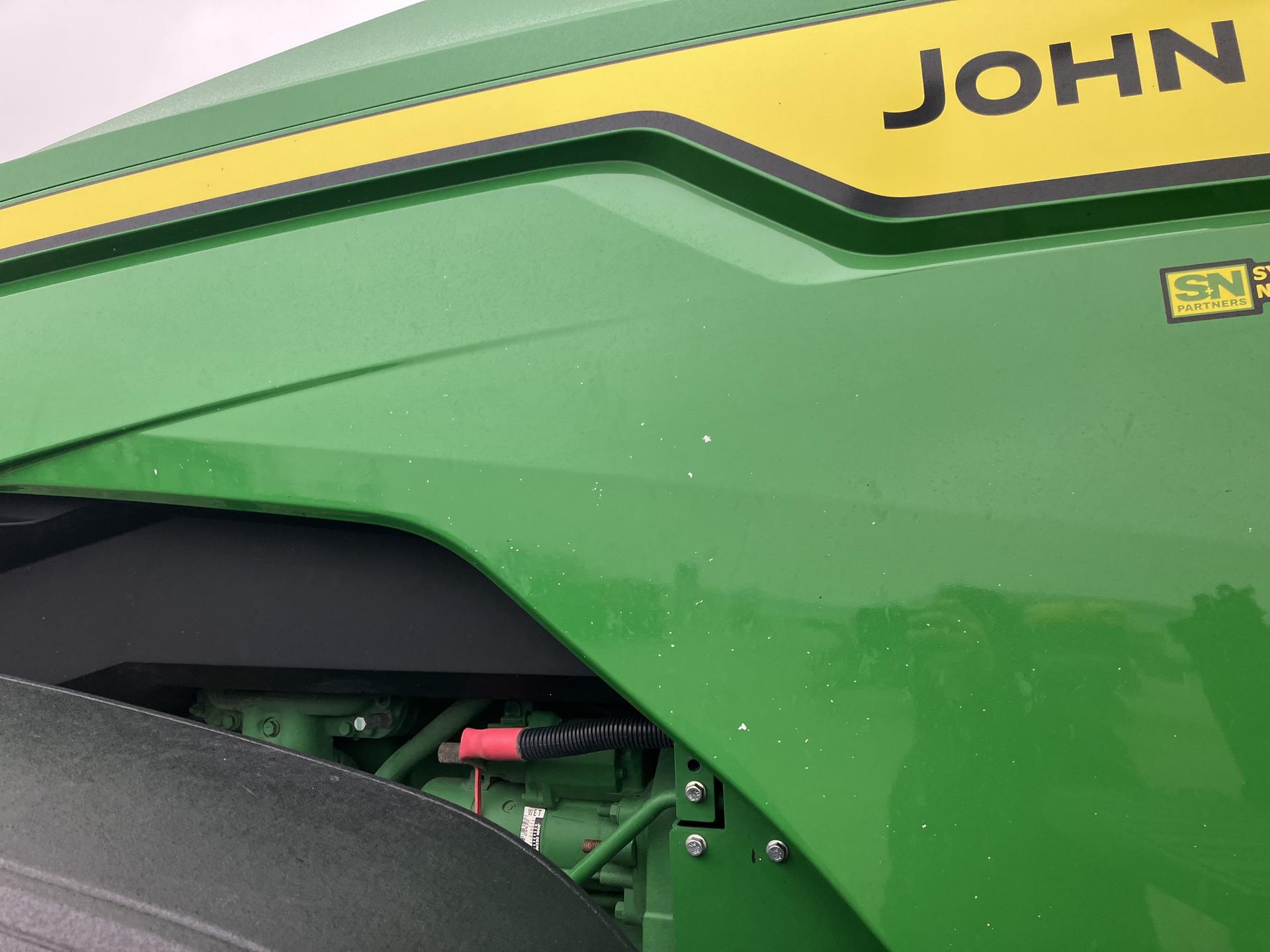 2022 John Deere 8R 340 Image